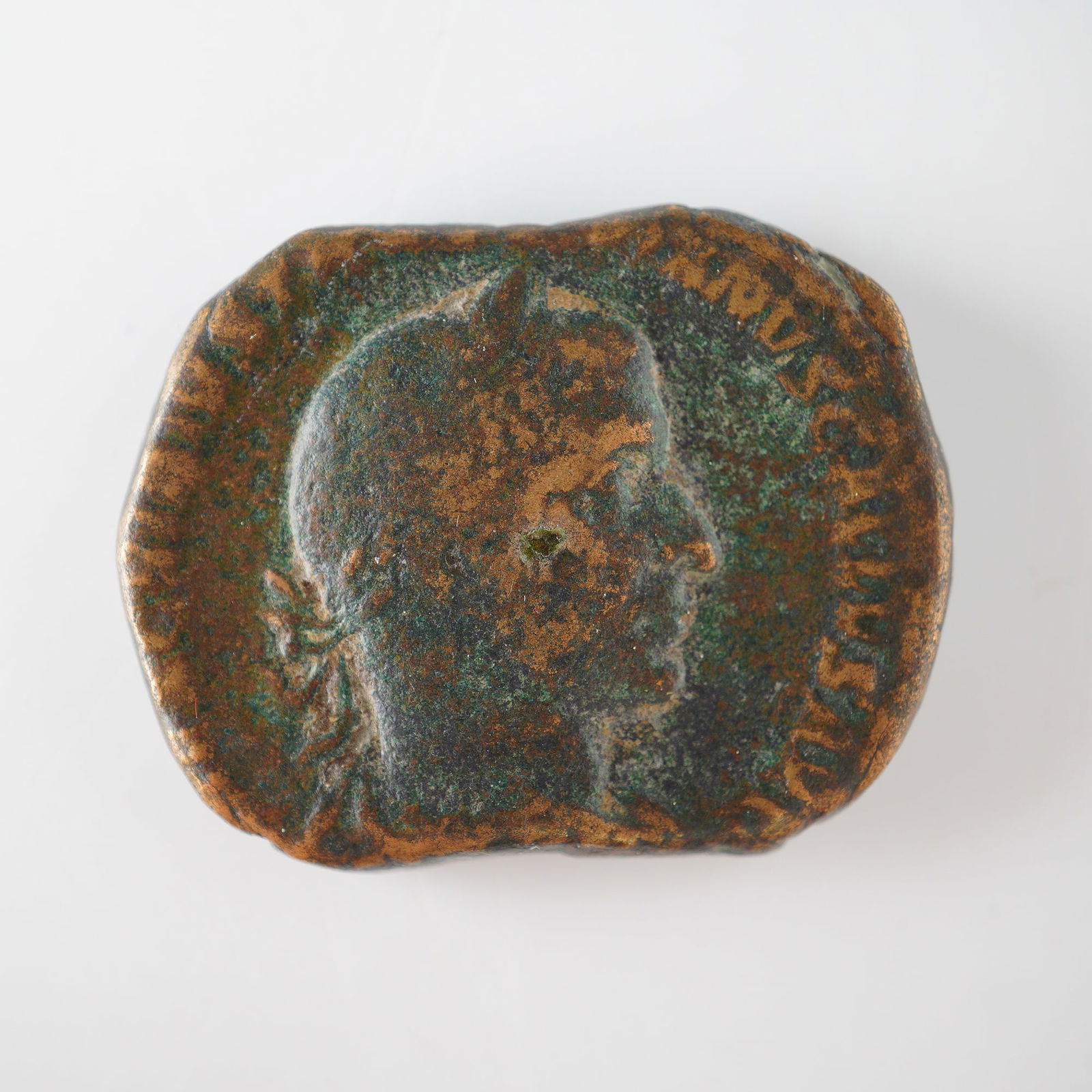 251 - 253 AD Trebonianus Gallus AE Sestertius Roman Coin (1 of 2)