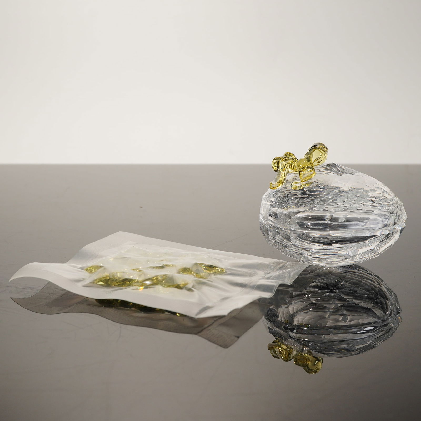 Swarovski Anna's Jewel Box Heart-Shaped Crystal Trinket Box: This Swarovski crystal Anna's Jewel Box was released in 2004 as an exclusive member gift for the Swarovski Crystal Society (SCS). The heart-shaped lidded jewelry box is crafted from high-lead-content