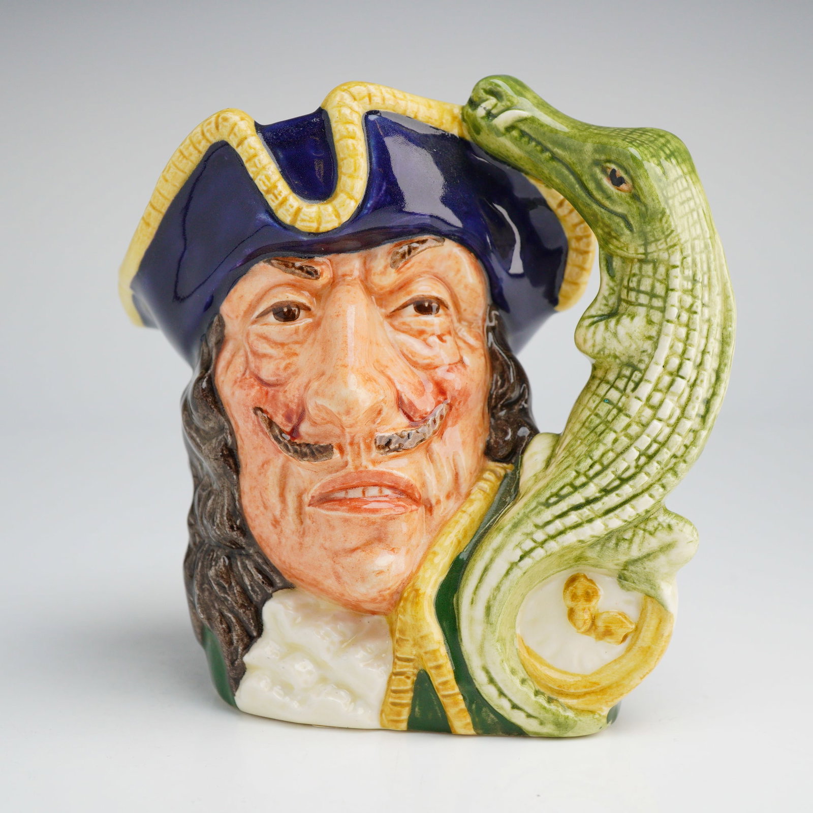 Royal Doulton Small Character Jug Captain Hook D6601 (1 of 4)