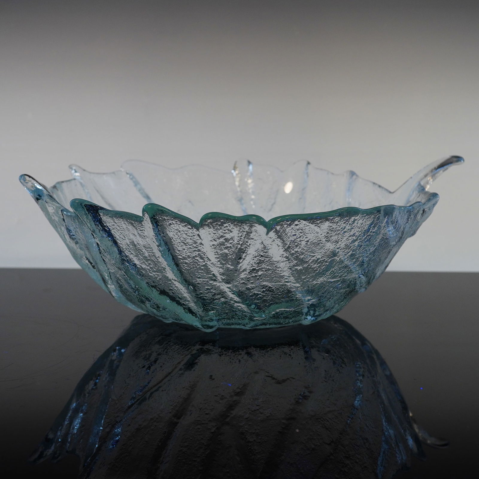Blenko Cabbage Leaf Pattern Clear Handmade Uranium Glass Serving Bowl - 2