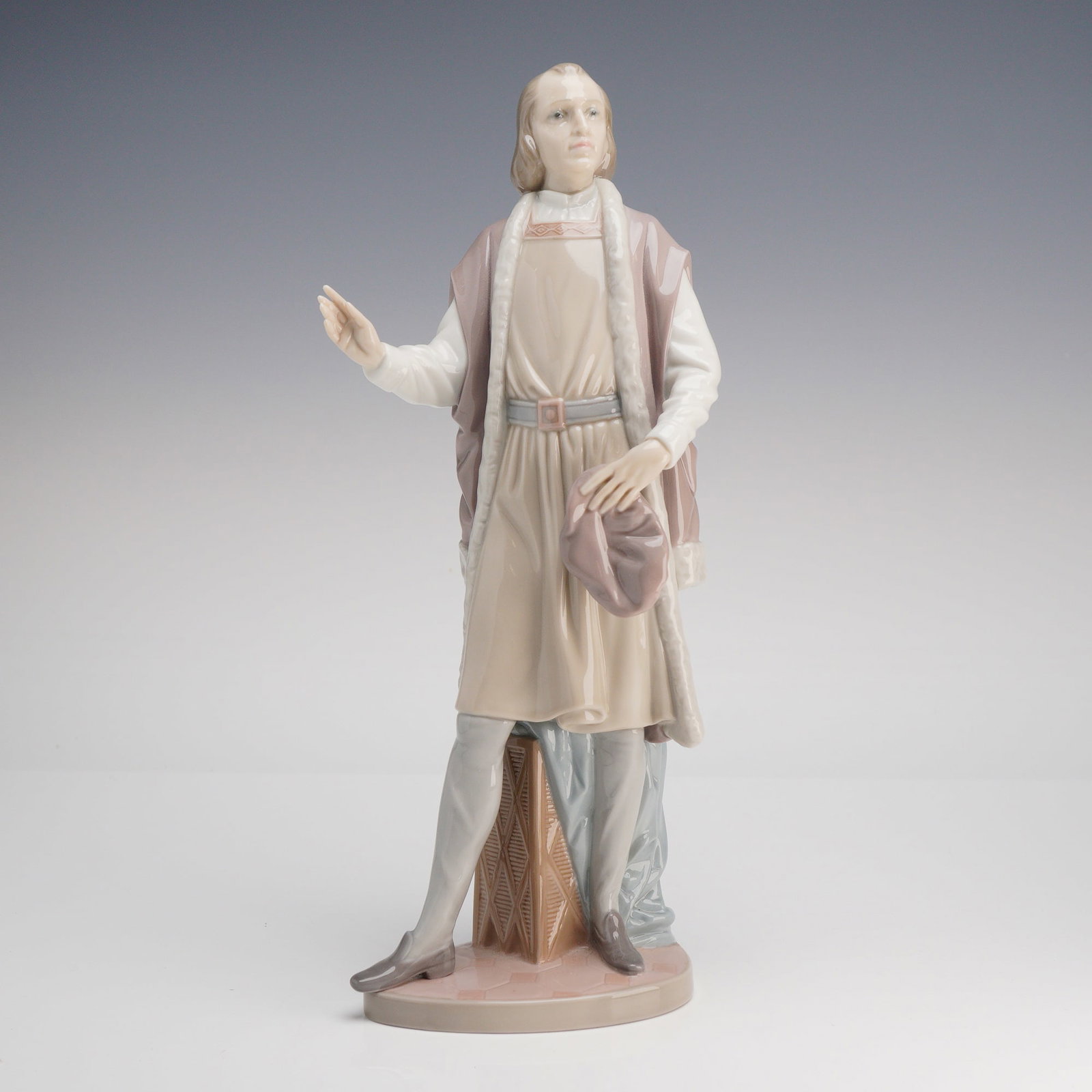 Lladro Christopher Columbus (Model #5944): A finely detailed glazed porcelain figurine by Lladro titled Christopher Columbus, model number 5944. This piece was issued in 1992 to commemorate the 500th anniversary of the voyage to the Americas.