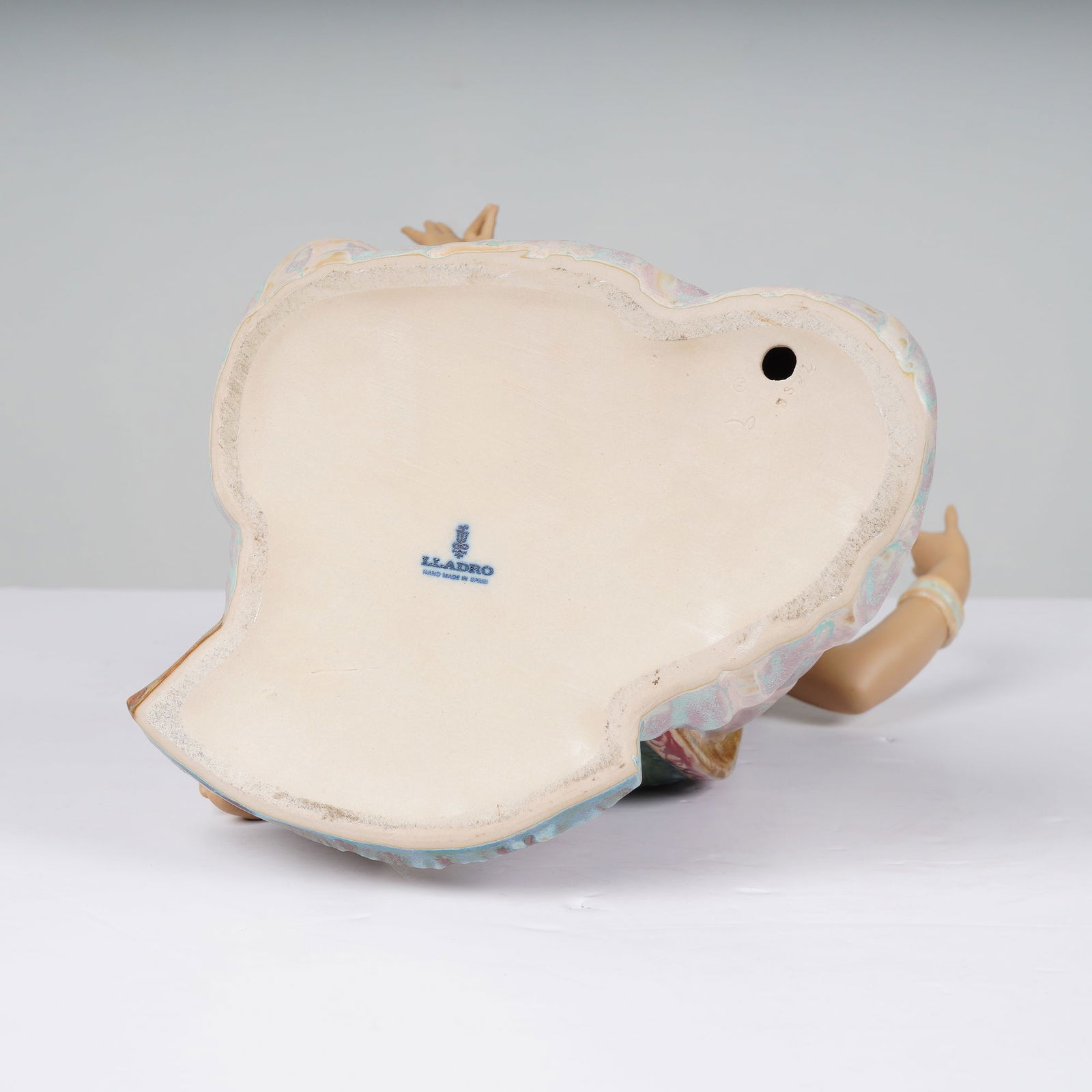 Lladro Thai Dancer 1012069 - 4