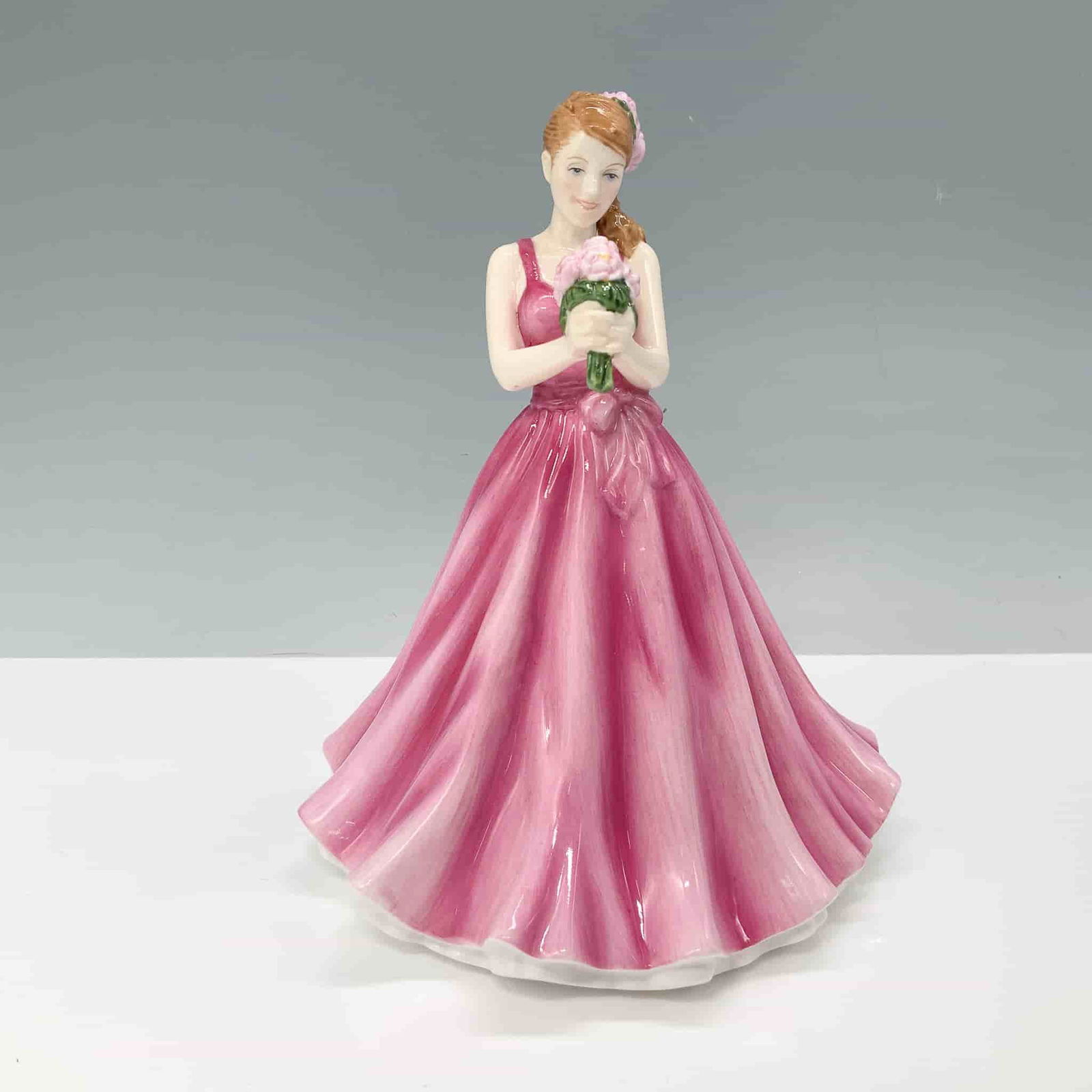 Royal Doulton Figurine, Flower of the Month May Peony HN5504 (1 of 4)