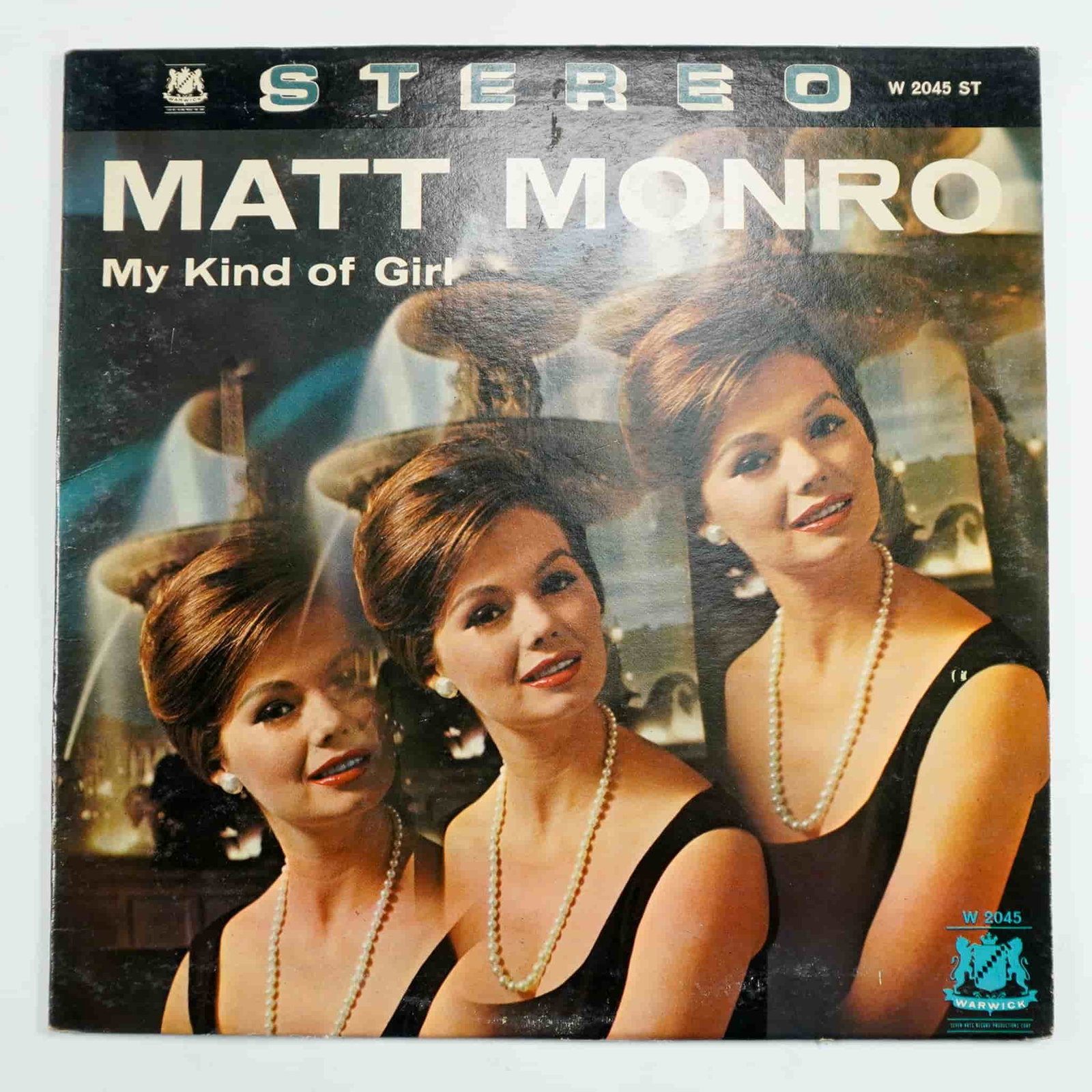 Matt Monro, My Kind of Girl Vinyl Record, Warwick Records W 2045 ST: This is an original vinyl record of My Kind of Girl by British singer Matt Monro, released on Warwick Records (W 2045 ST) in stereo format. Known for his smooth baritone voice, Monro delivers a collec