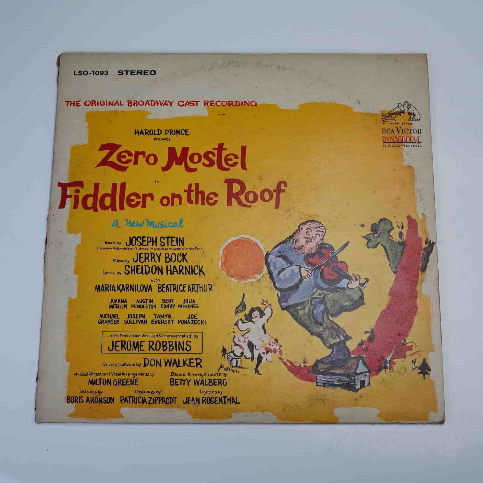 RCA Victor Records Fiddler on the Roof Original Broadway Cast Vinyl Record: A 12-inch stereo long-playing vinyl record issued by RCA Victor records, featuring the original Broadway cast recording of Fiddler on the Roof, the acclaimed musical with music by Jerry Bock, lyrics b