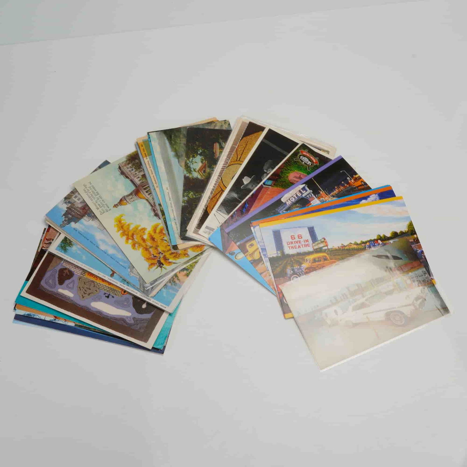 36pc United States Landmarks and Landscape Postcards (1 of 2)