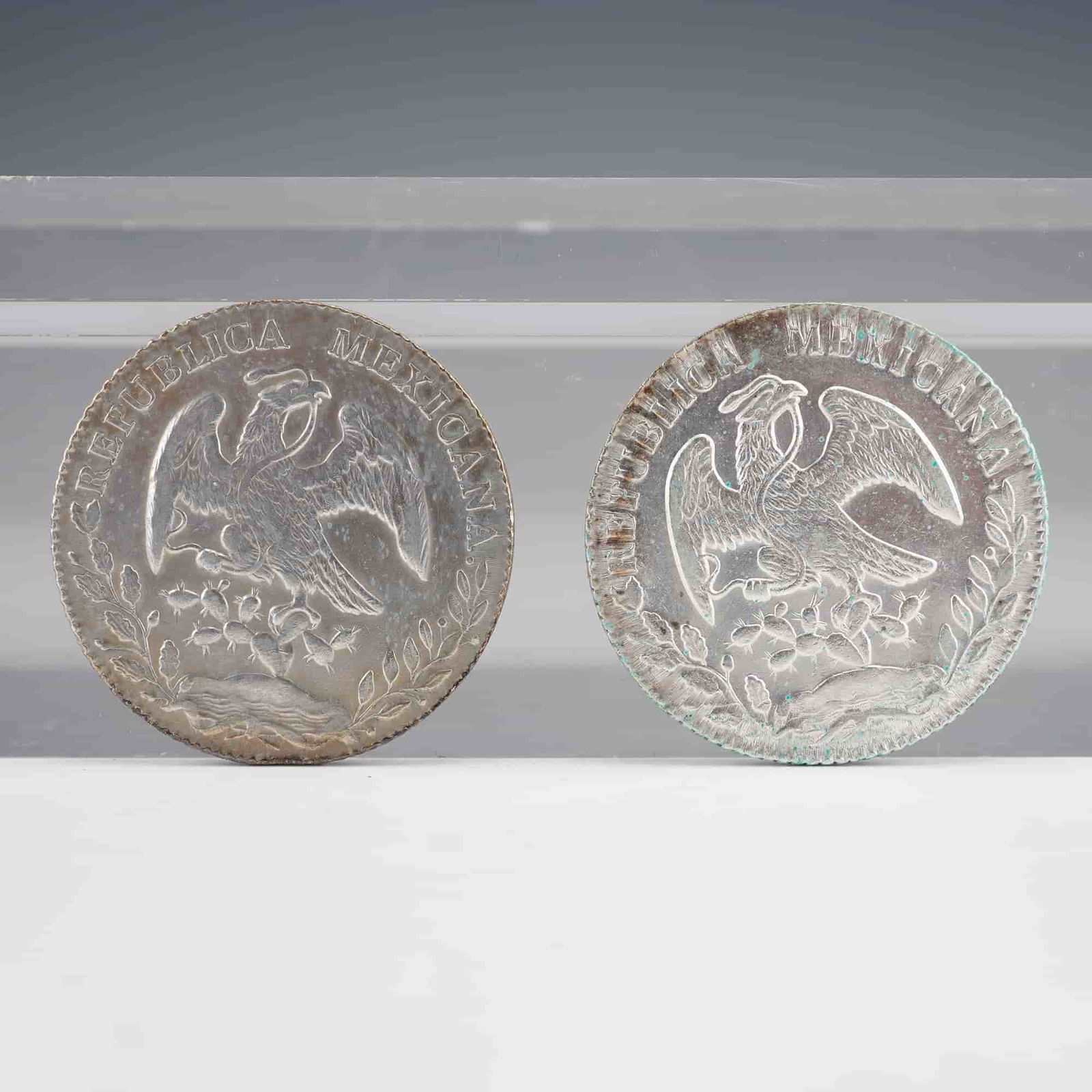 2pc 1875 & 1859 Mexican 8 Reales Silver Coins, Cap & Ray Type (1 of 2)