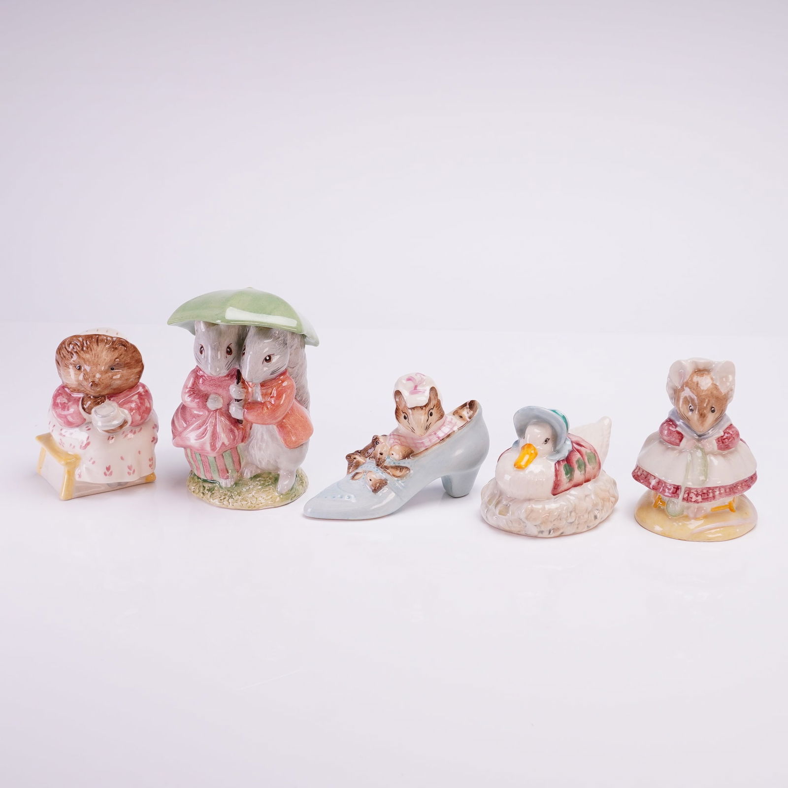 Collection of Five Royal Albert Beatrix Potter Glazed Figurines (1 of 3)