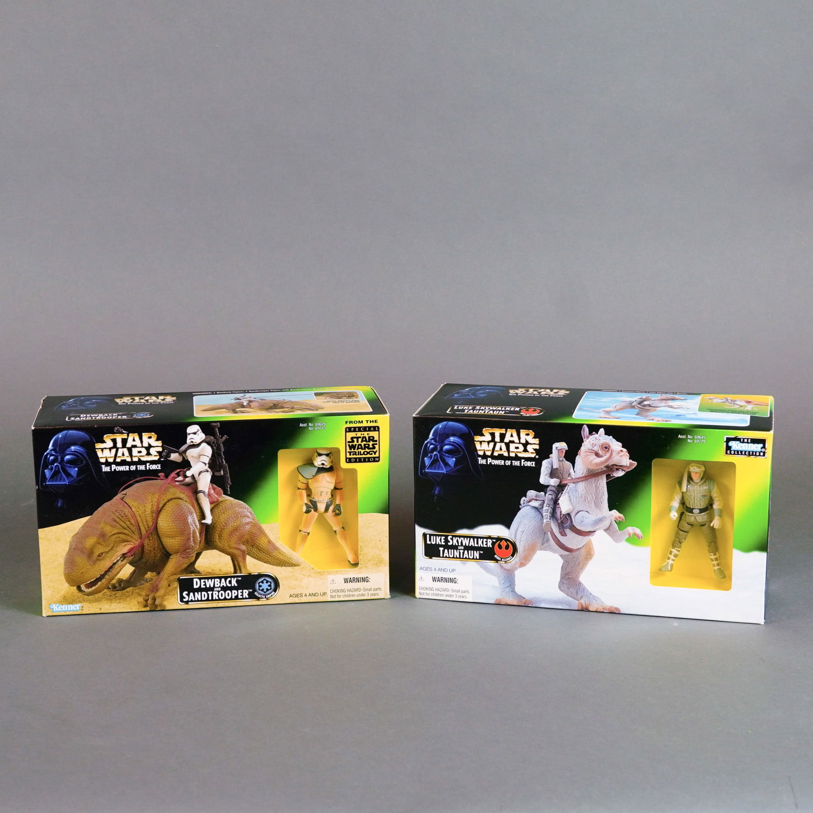 A Pair of Kenner Star Wars The Power of the Force Creature and Figure Action Sets, 1997 (1 of 3)