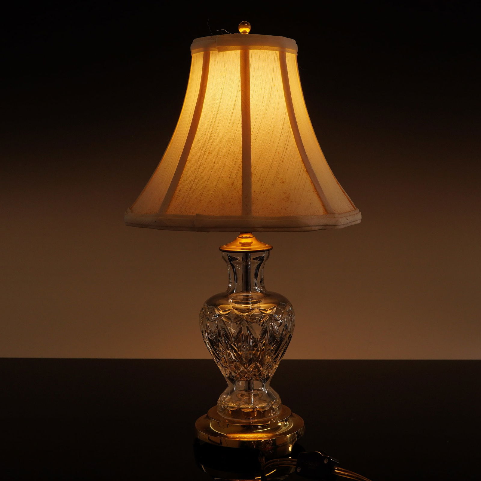 Waterford Crystal Table Lamp, Traditional Cut Style (1 of 5)