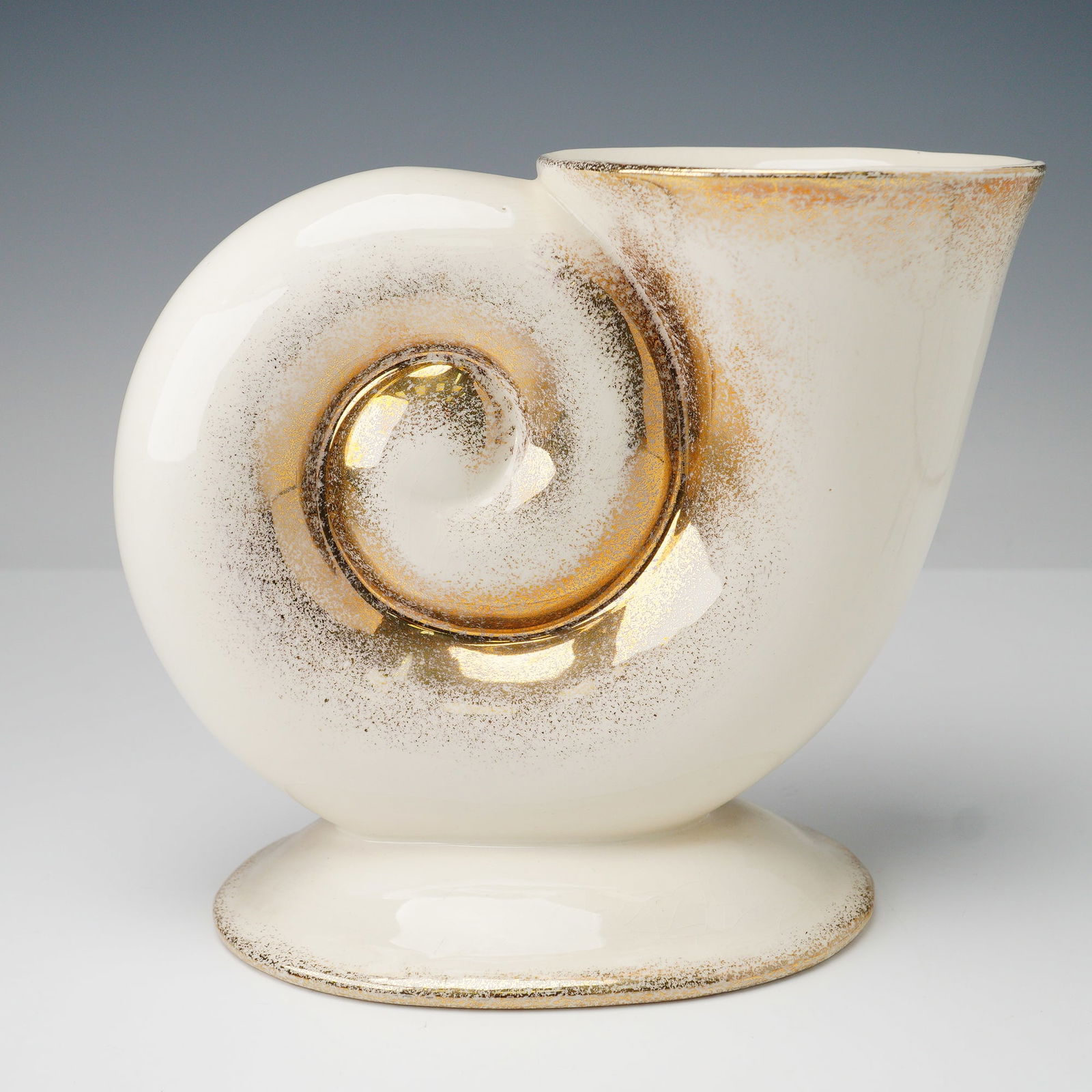 Pitt Petri Shell Form Footed Vase - 2