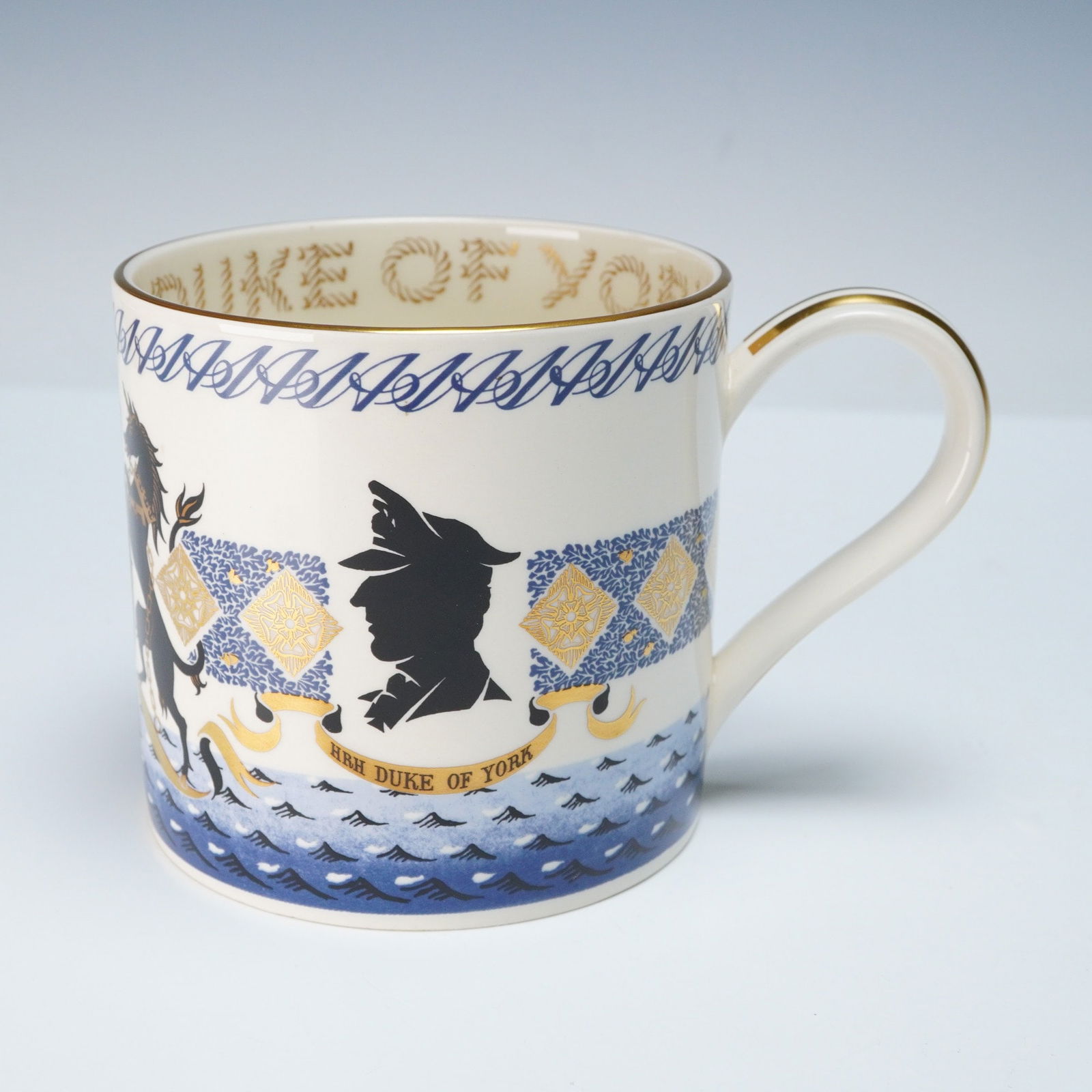 Wedgwood Tankard, Dukedom of York by Richard Guyatt: A Wedgwood limited edition commemorative tankard, designed by Richard Guyatt, celebrating the conferment of the Dukedom of York on HRH Prince Andrew on the occasion of his wedding to Miss Sarah Fergus