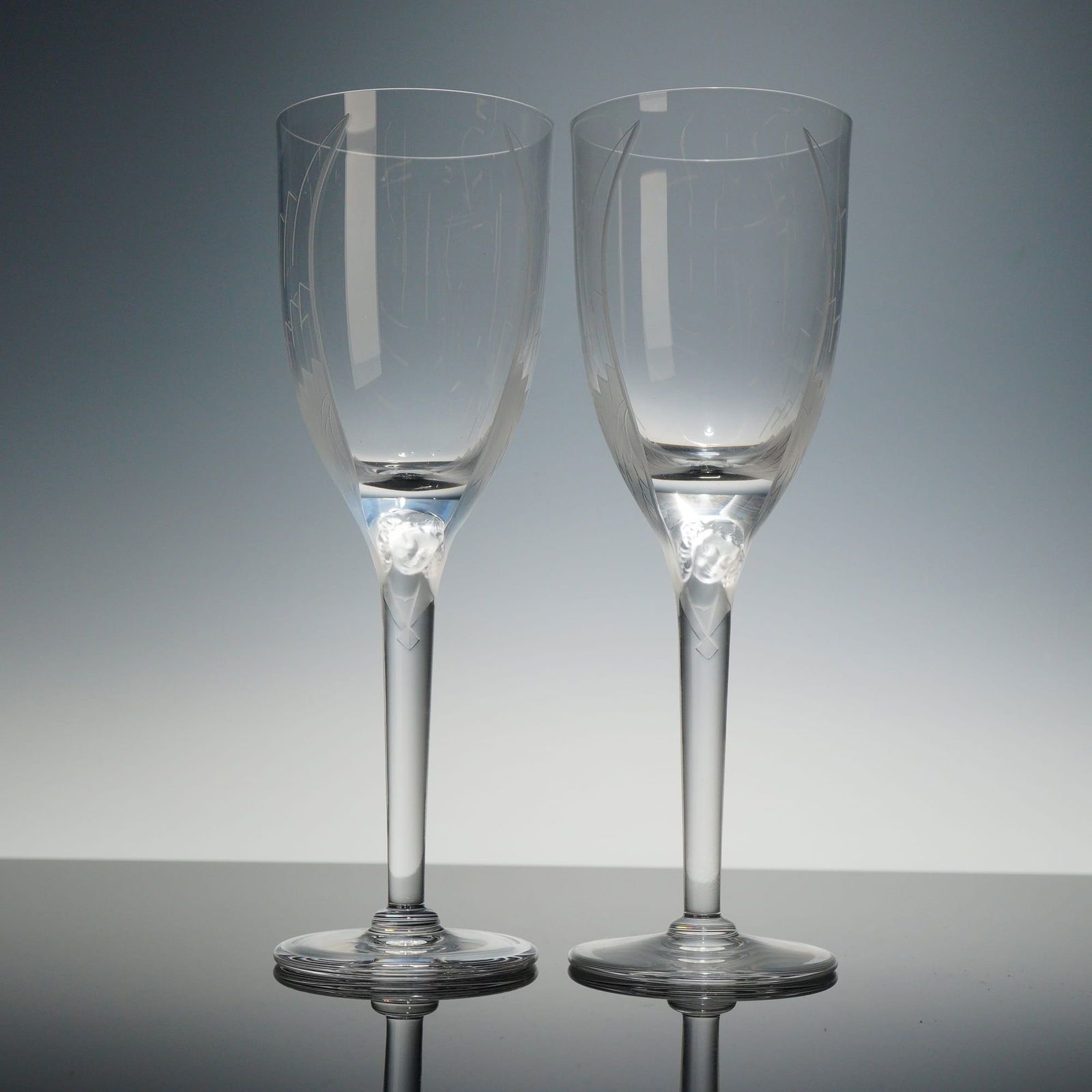 Pair of Lalique Ange Crystal Champagne Flutes (1 of 5)