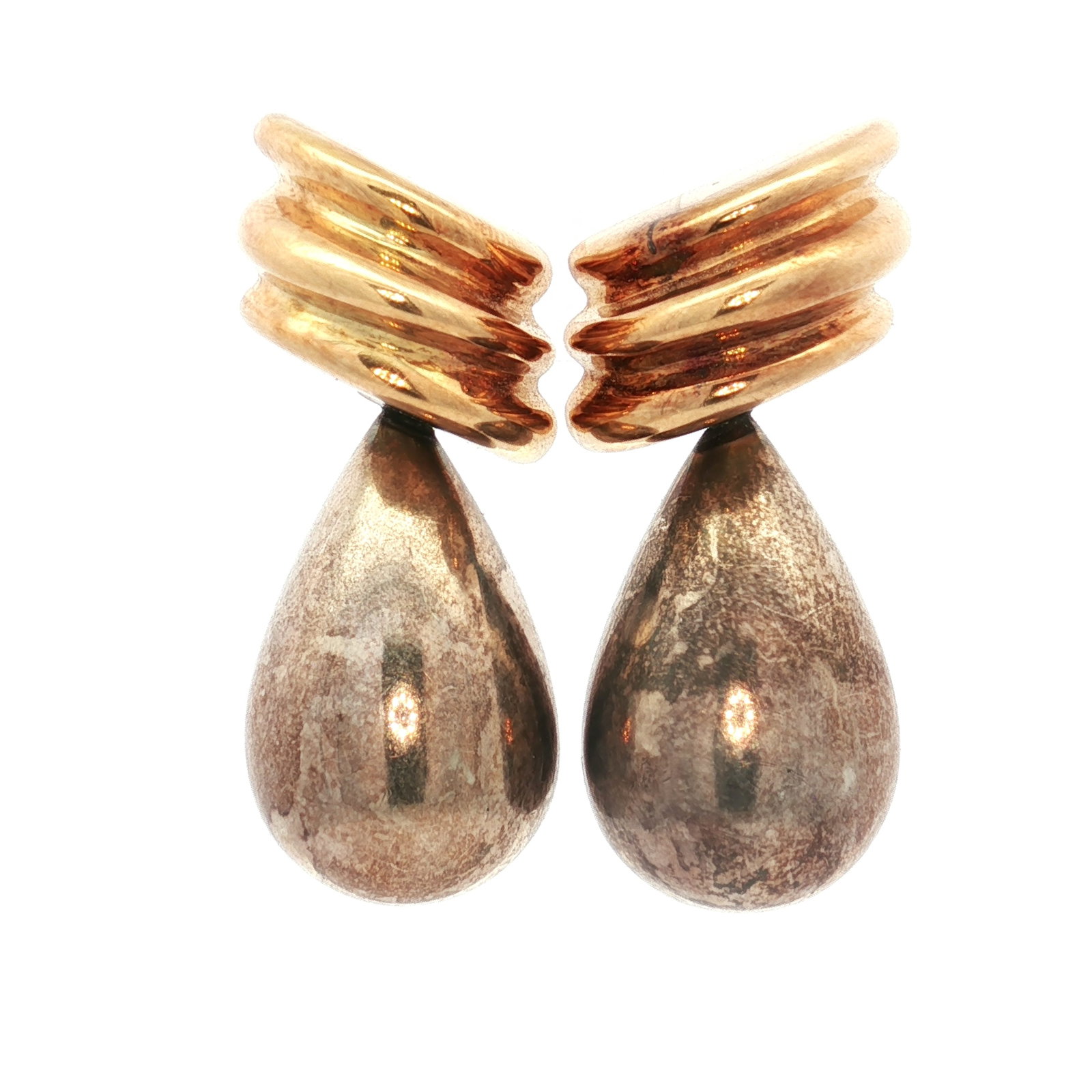 Pair of 18K Gold and Sterling Silver Bayanihan Tear Drop Earrings: A pair of Bayanihan tear drop earrings made of 18K gold and sterling silver. Stamped 18K on the upper part and .925 Bayanihan on each drop. Dimensions1.50"L x 0.50"W Weight15.2