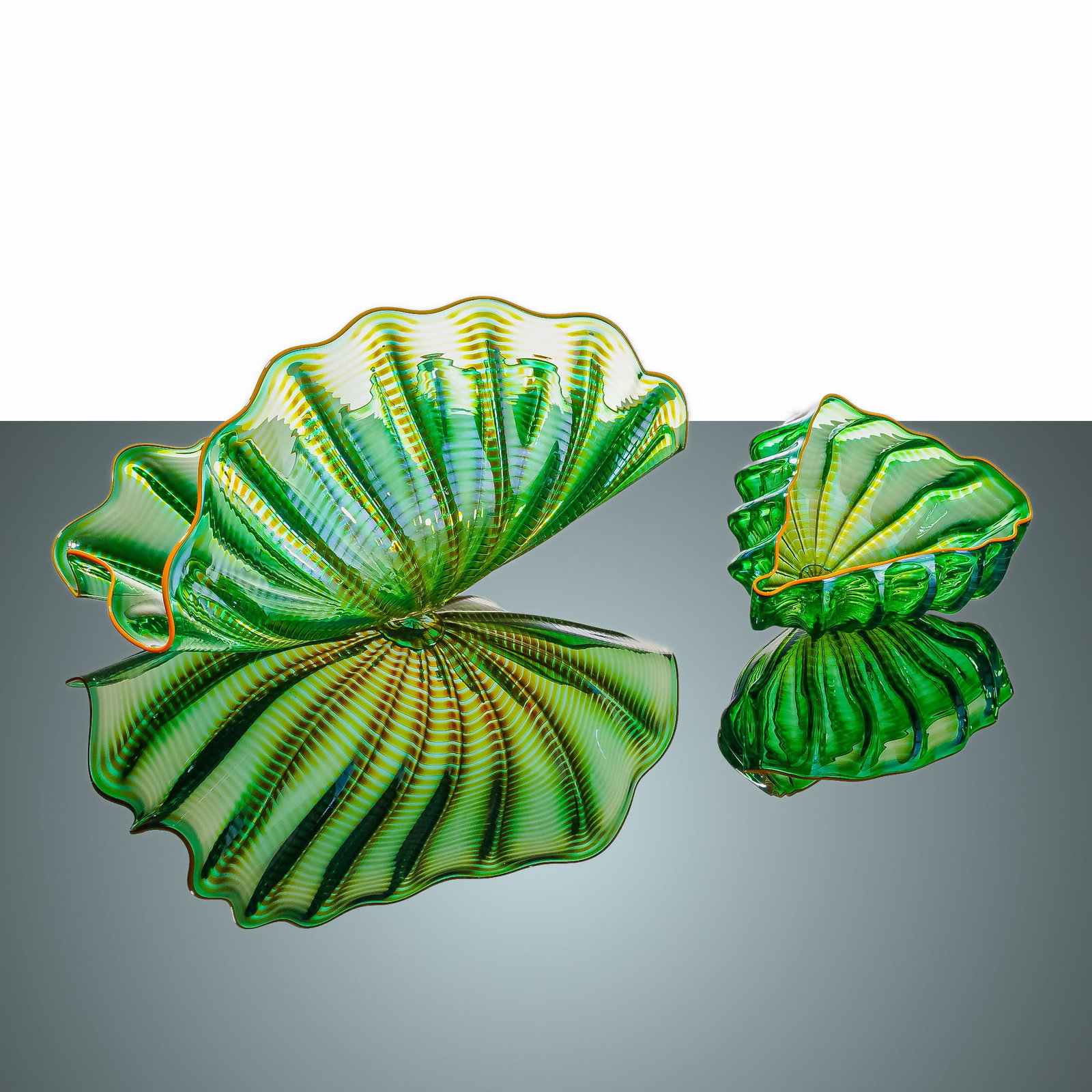 Dale Chihuly (American, b. 1941) 2pc Seaform Art Glass Sculptures - 2