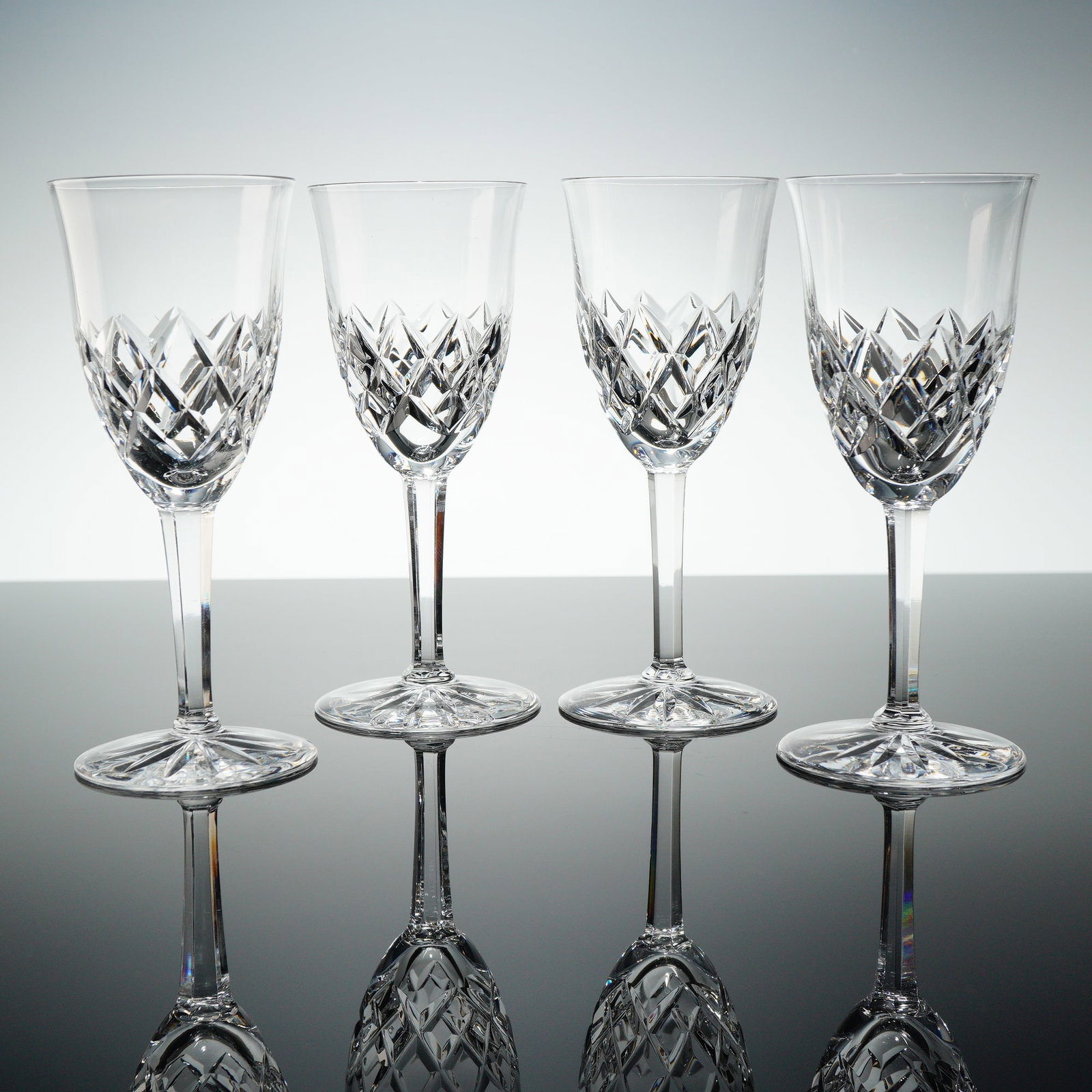 Set of Four Orrefors Cut Crystal Stemware Sherry Glasses (1 of 3)