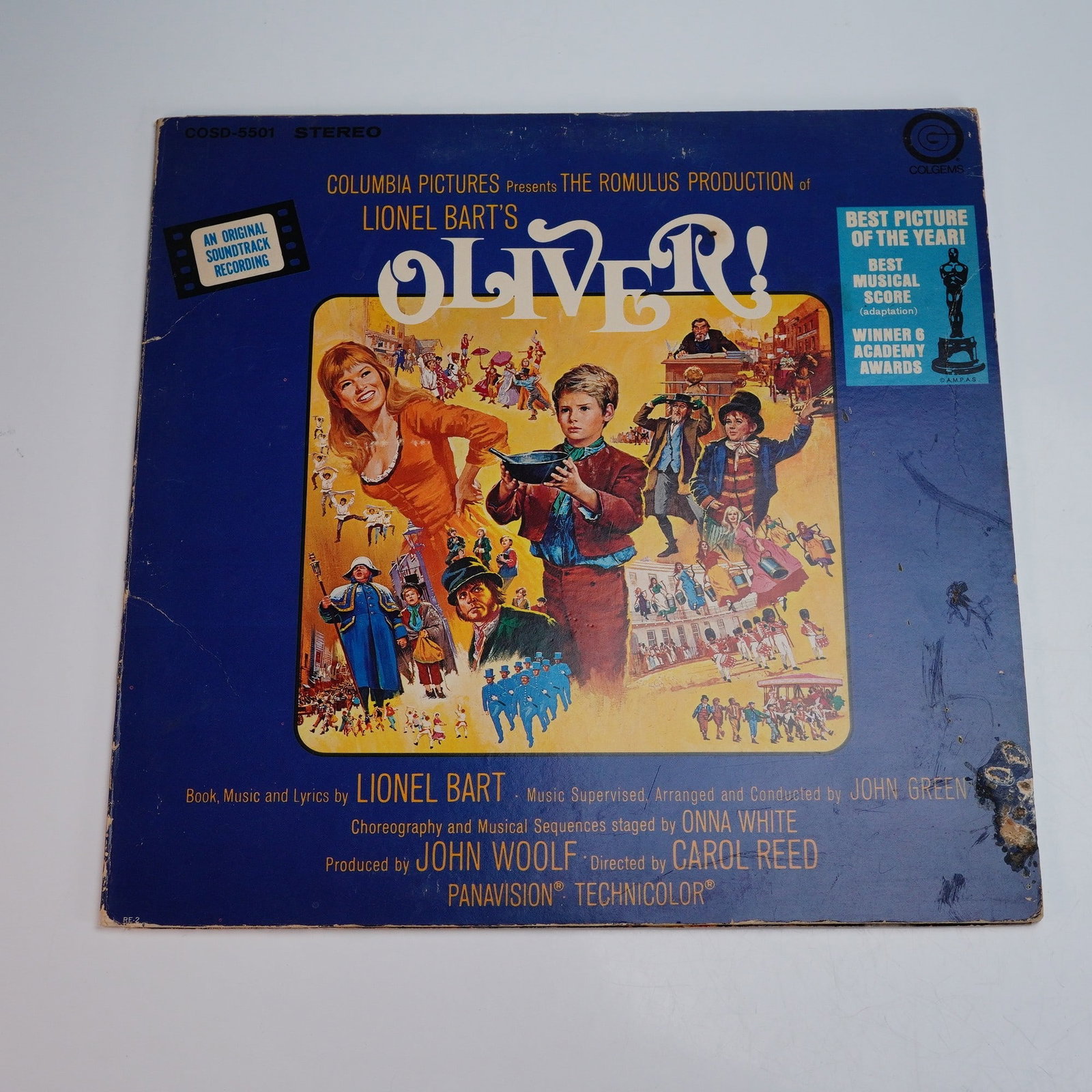 Colgems Records Oliver! Vinyl Record, Original Motion Picture Soundtrack: This 12-inch vinyl LP features the original motion picture soundtrack of Oliver!, the 1968 musical film adaptation of Lionel Bart's celebrated stage production. Released by Colgems Records. This album