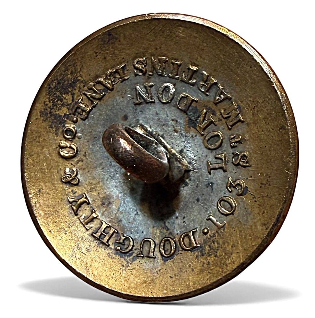 A DIVISION ONE LIVERY CREST BUTTON - 2