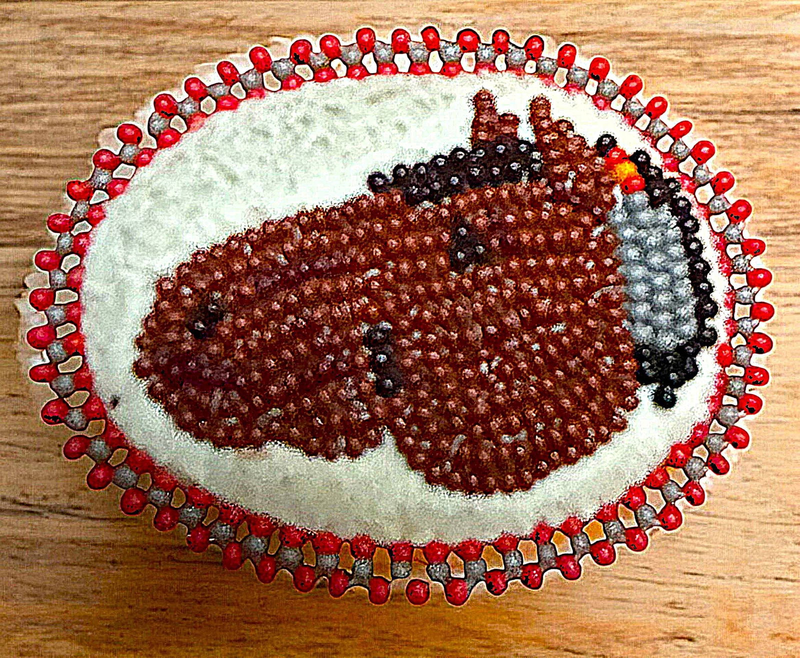 A DIVISION THREE STUDIO ARTIST BUTTON: 1 Large 20th century horse head beaded fabric example. DimensionsSM=Less than 3/4", Medium=3/4" to 1 1/4". Large=1 1/4" and above, extra large=1 3/4" and above Date or EraDIVISION 1=PRE 1918 AND DIVIS