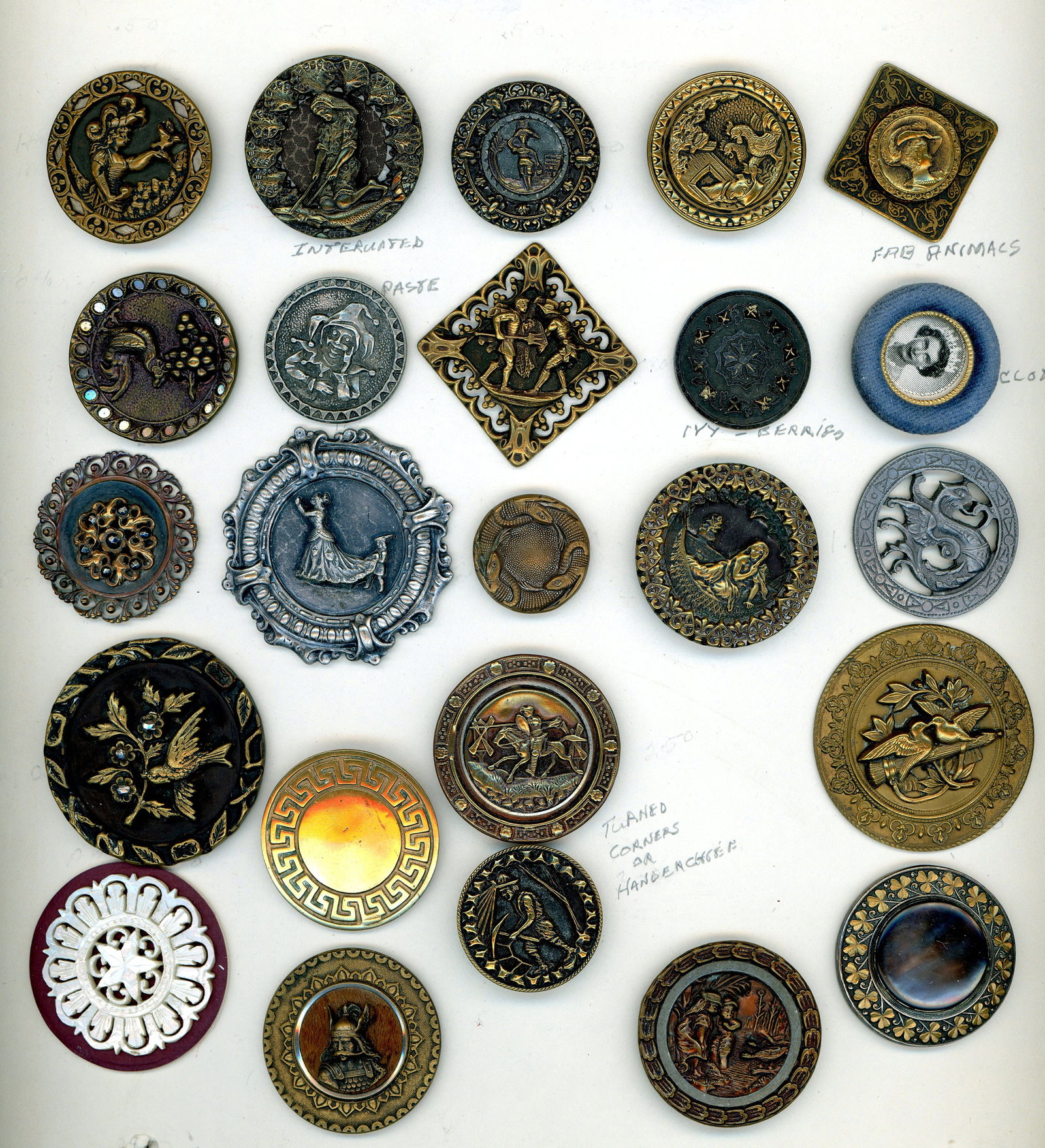 A CARD OF DIVISION 1 & 3 ASSORTED PICTORIAL BUTTONS: 24 Medium/Large 19th/20th century mostly brass examples. DimensionsSM=Less than 3/4", Medium=3/4" to 1 1/4". Large=1 1/4" and above, extra large=1 3/4" and above Date or EraDIVISION 1=PRE 1918 AND