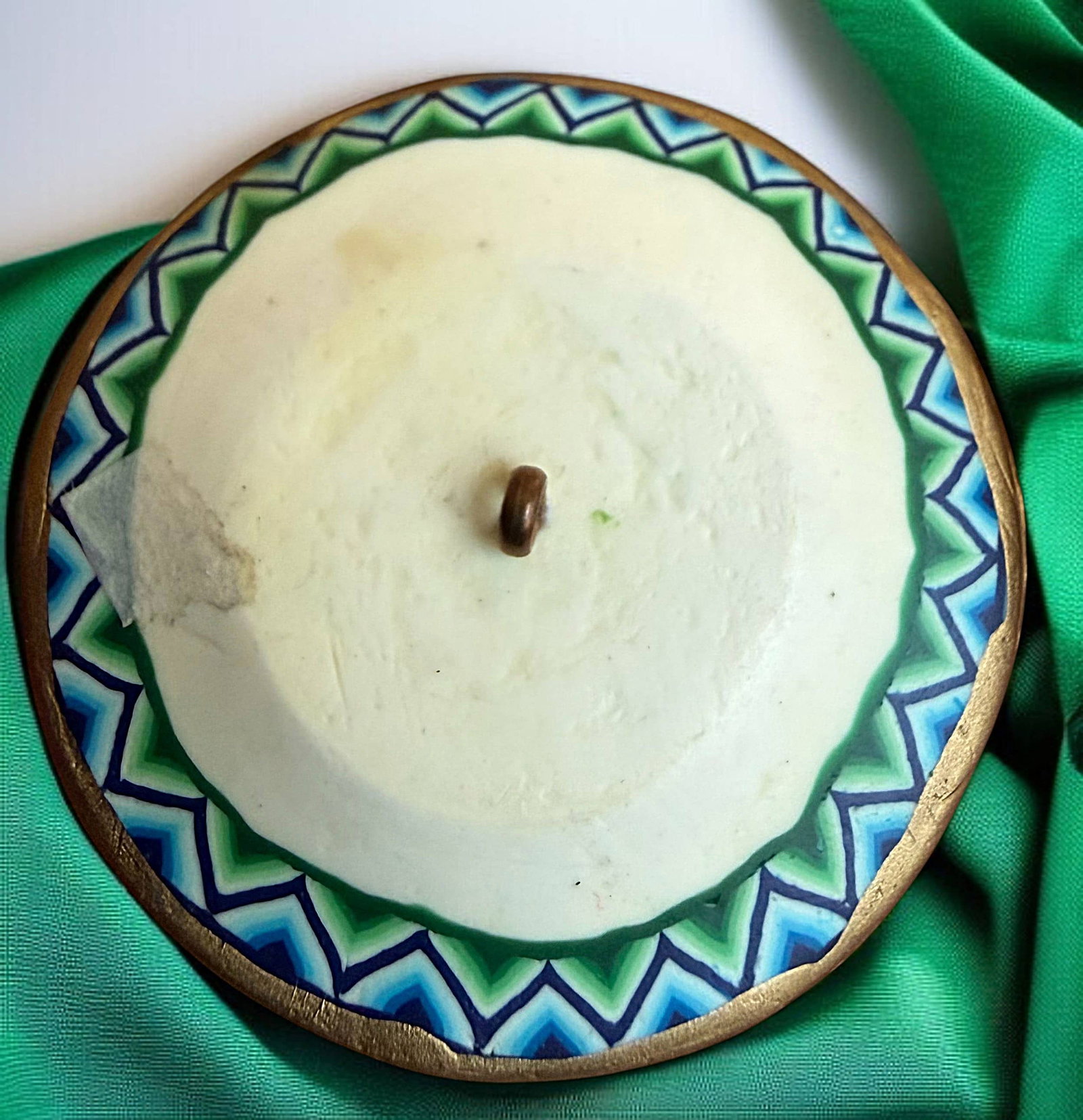 A DIVISION THREE STUDIO ARTIST BUTTON - 3