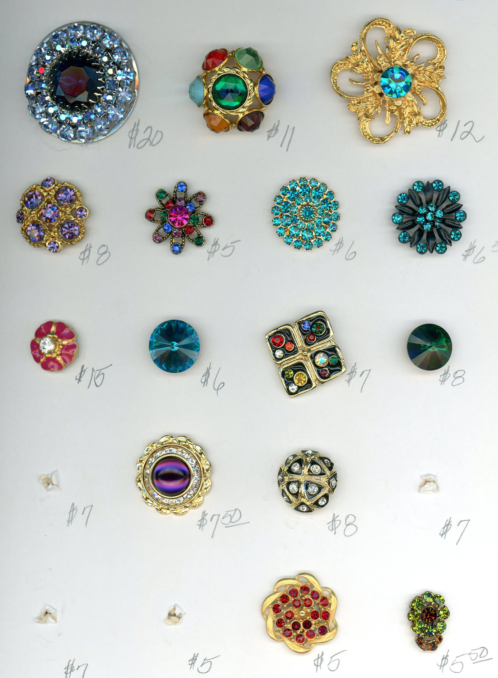 2 CARDS OF DIVISION THREE "GLITZ" BUTTONS: 35 S/M/L Mid 20th century colorful paste jewel examples. DimensionsSM=Less than 3/4", Medium=3/4" to 1 1/4". Large=1 1/4" and above, extra large=1 3/4" and above Date or EraDIVISION 1=PRE 1918 AND DIV