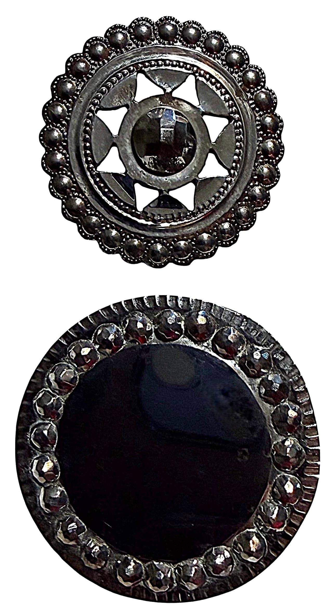 A SMALL CARD OF DIVISION ONE STEEL BUTTONS: 2 Large size 18th century steel buttons including rarity. This is a nice selection of two styles of steel from the 18th century. One is a RARE pierced openwork example, most likely by the d=famous ste