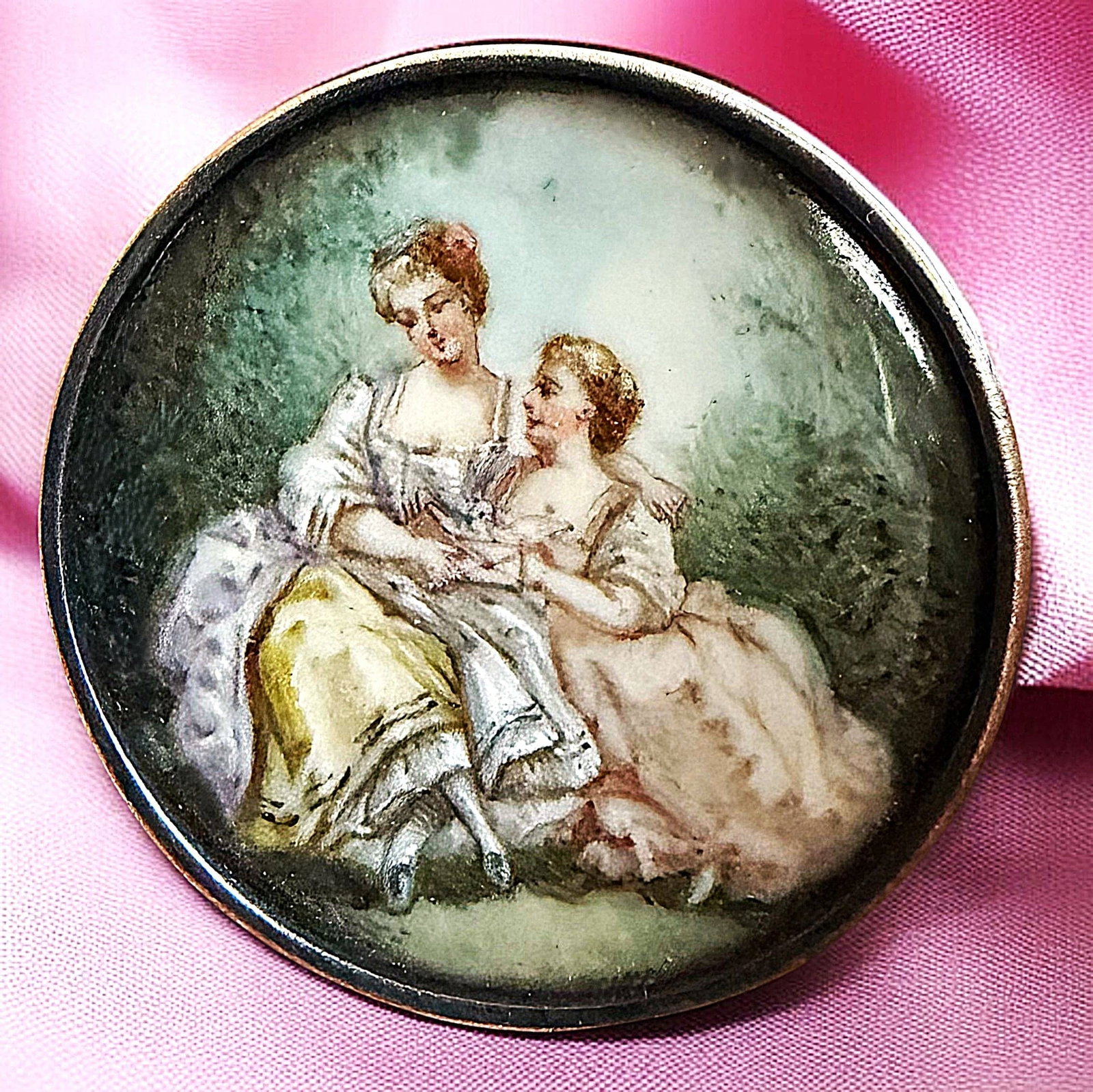 A DIVISION ONE HAND PAINTING UNDER GLASS BUTTON: 1 Large medium 19th C. natural material pastoral scene example. DimensionsSM=Less than 3/4", Medium=3/4" to 1 1/4". Large=1 1/4" and above, extra large=1 3/4" and above Date or EraDIVISION 1=PRE