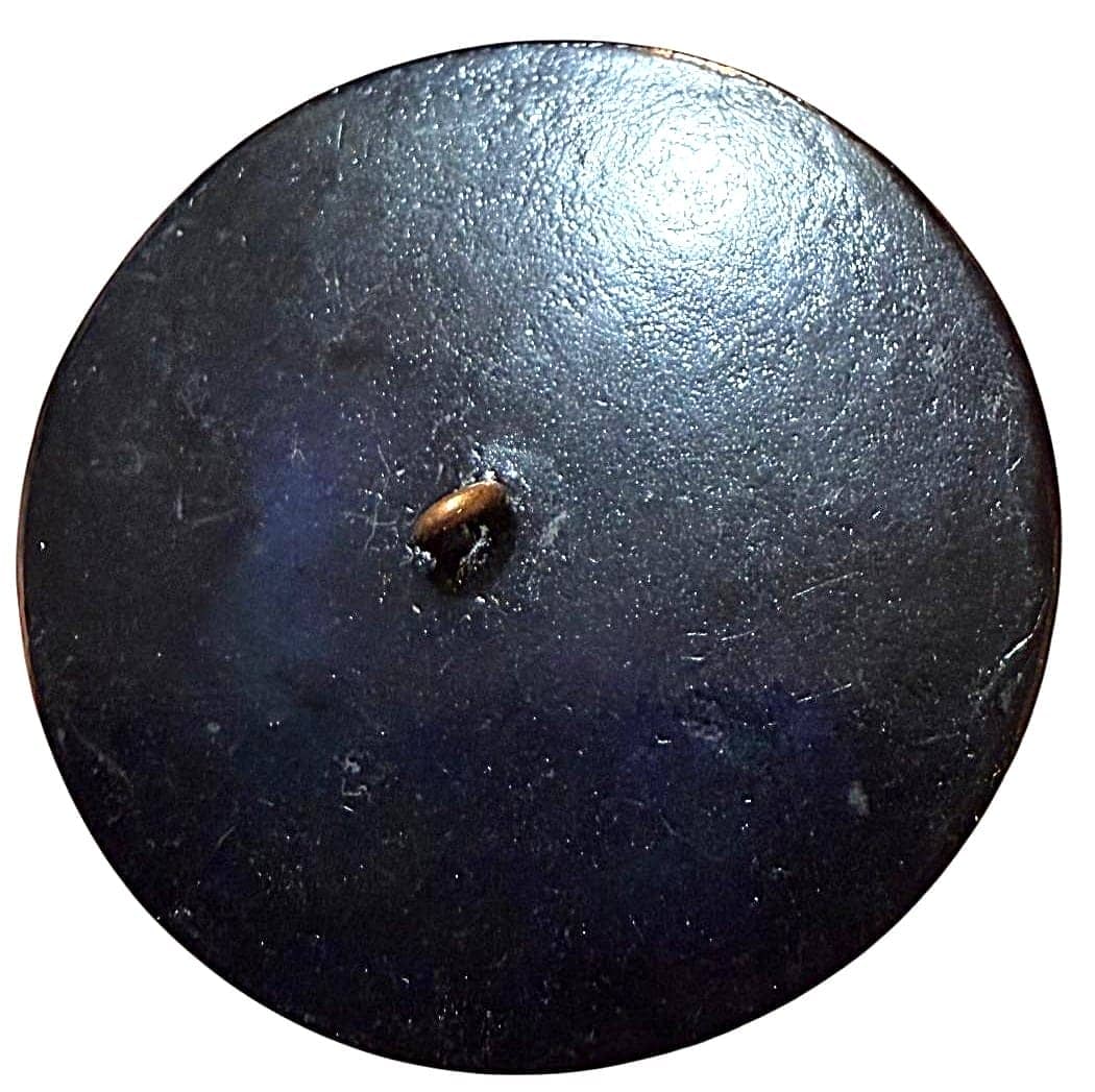 A DIVISION THREE RUSSIAN LACQUER BUTTON - 2