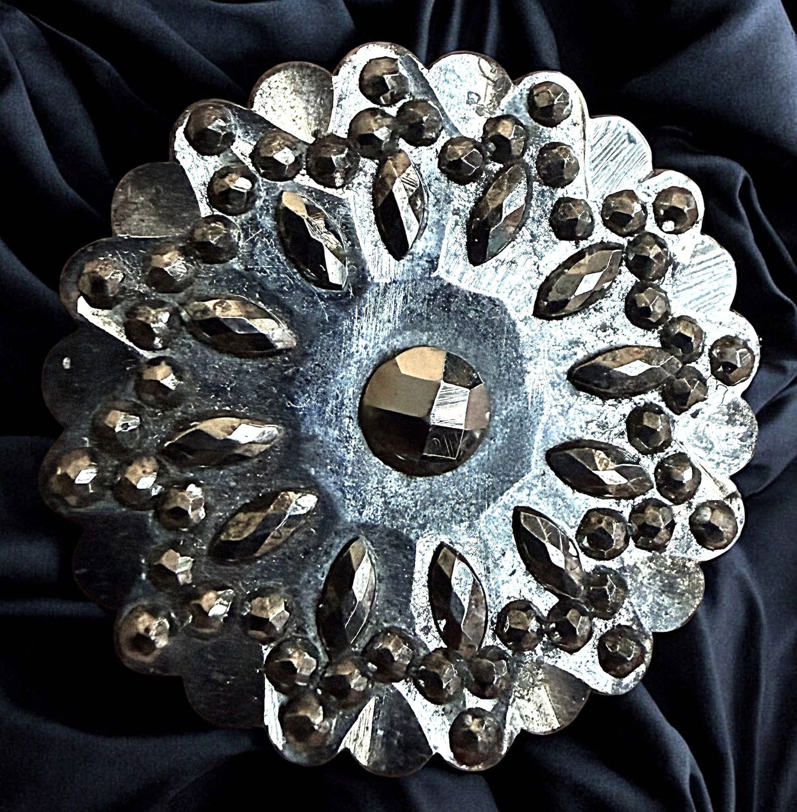 A DIVISION ONE PATTERNED STEEL BUTTON (1 of 2)