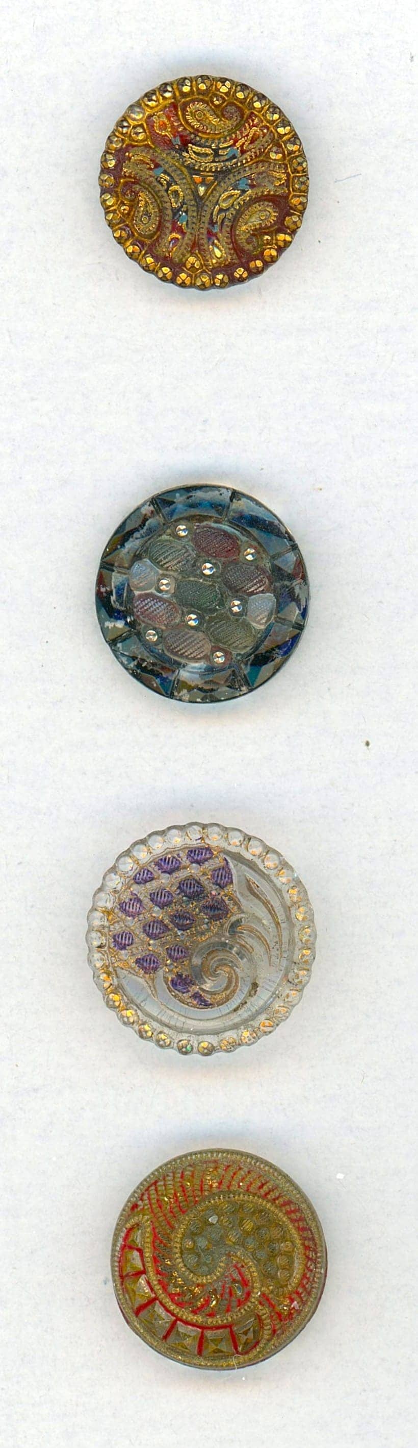 A SMALL CARD OF DIVISION ONE LACY GLASS BUTTONS (1 of 6)