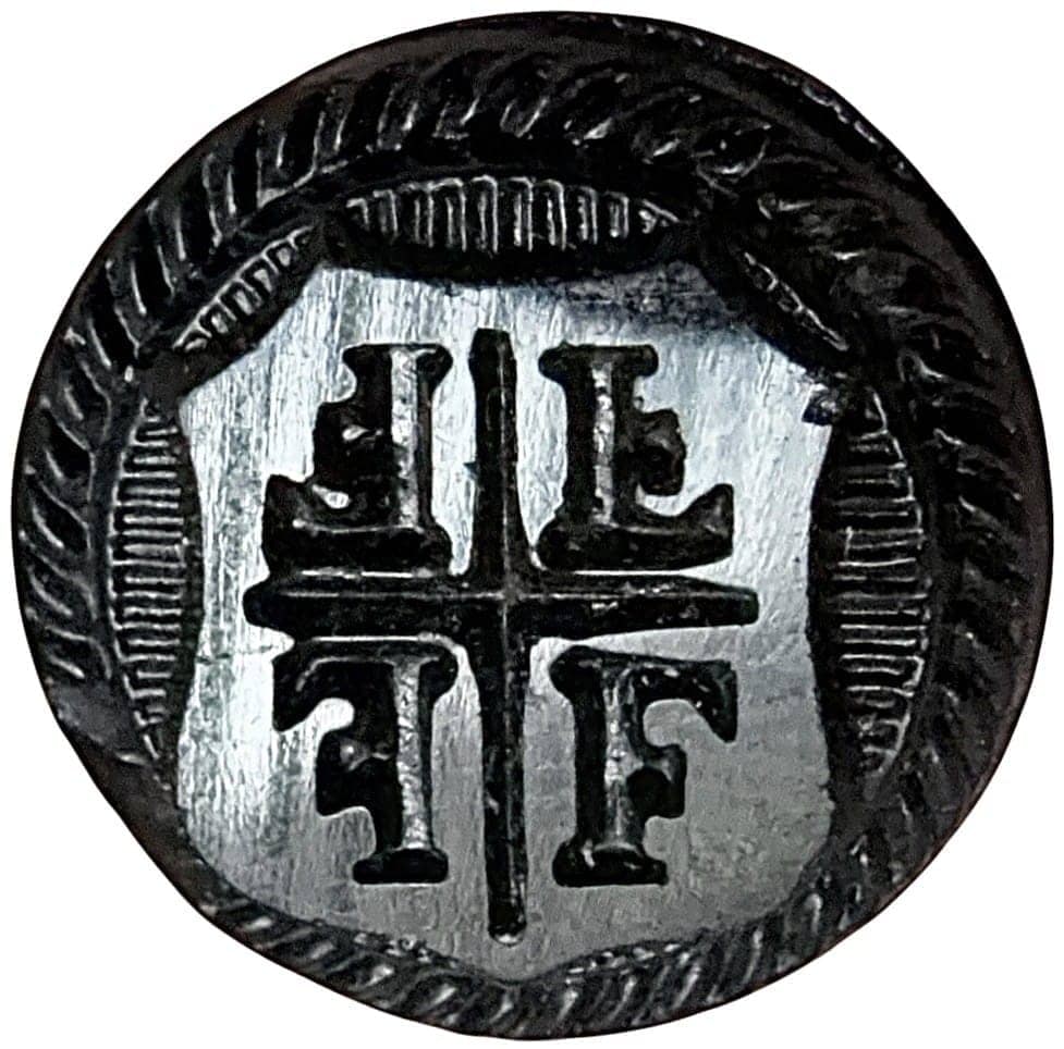 A RARE DIVISION ONE BLACK GLASS BUTTON: 1 Small 19th century "Turner" example. DimensionsSM=Less than 3/4", Medium=3/4" to 1 1/4". Large=1 1/4" and above, extra large=1 3/4" and above Date or EraDIVISION 1=PRE 1918 AND DIVISION 3 IS AFTER 1