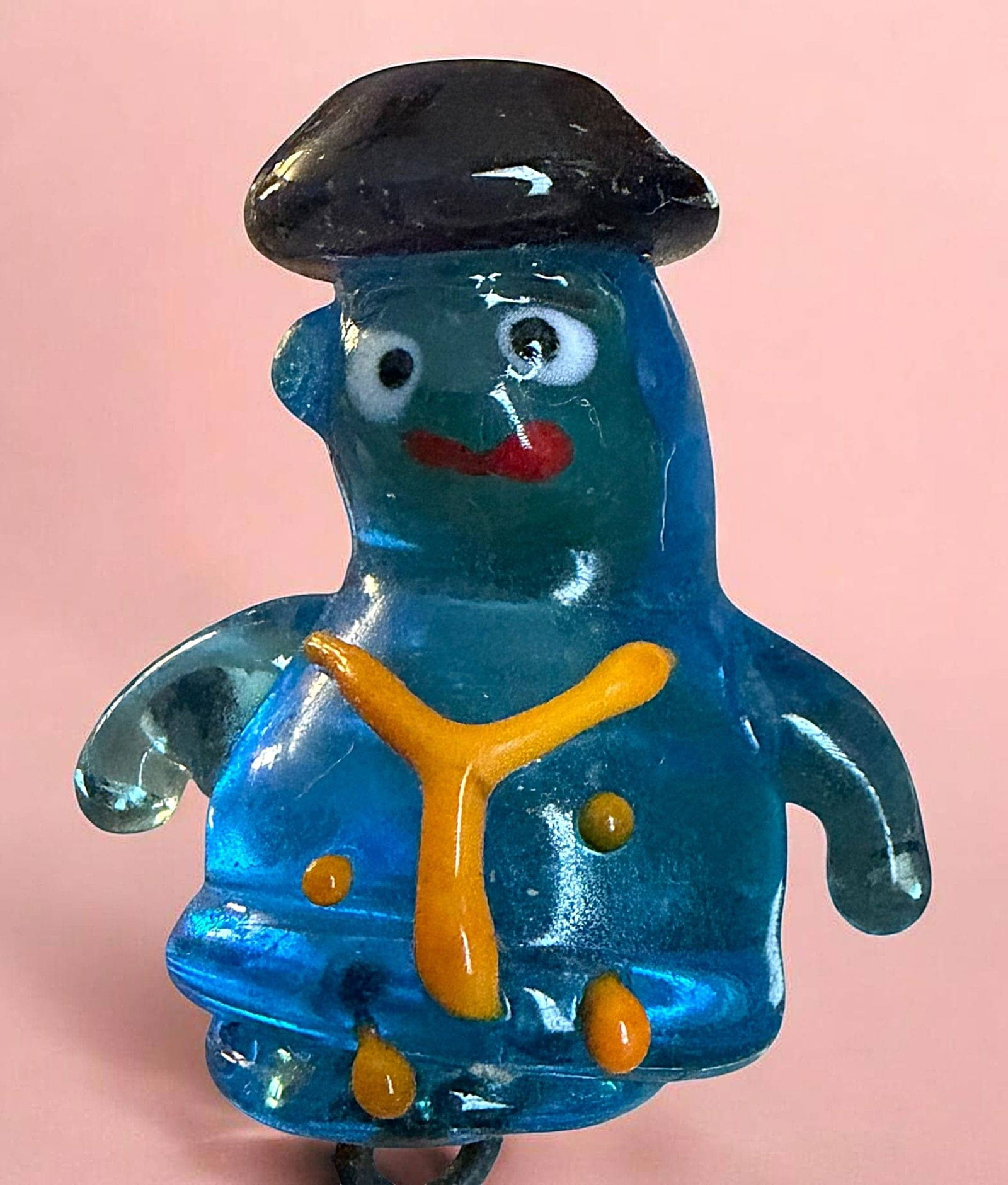 A DIVISION THREE STUDIO ARTIST GLASS BUTTON (1 of 2)