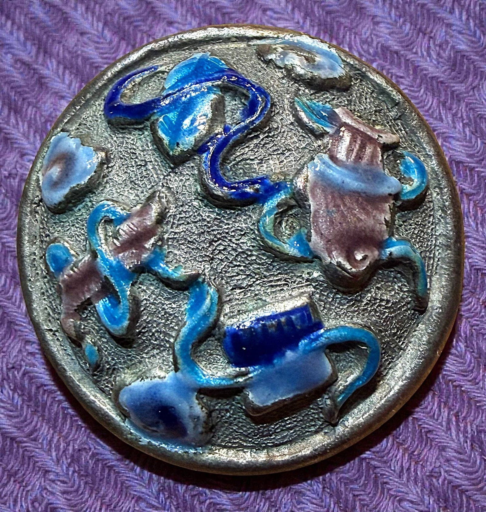 A DIVISION ONE CHINESE SILVER AND ENAMEL BUTTON (1 of 3)
