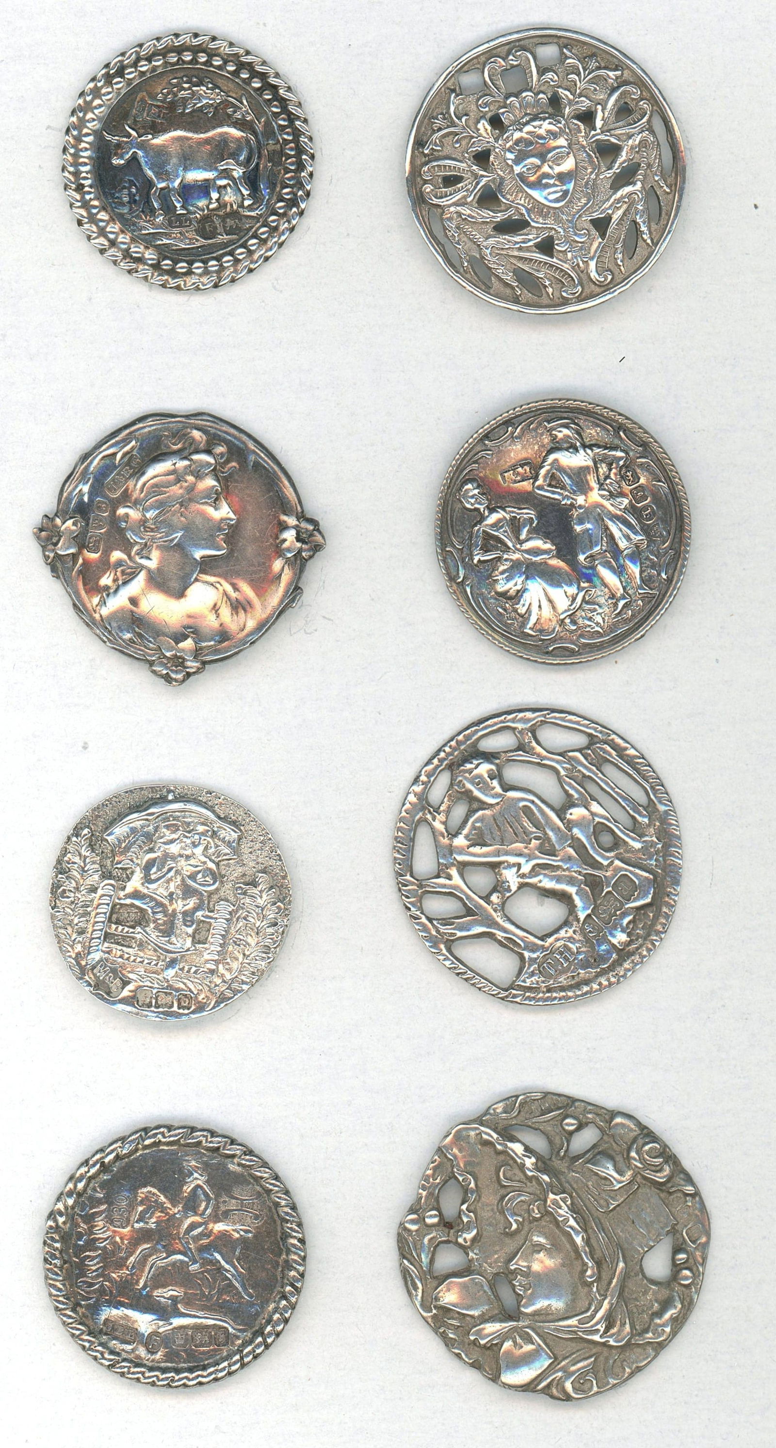 A SMALL SELECTION OF DIVISION ONE SILVER BUTTONS (1 of 6)