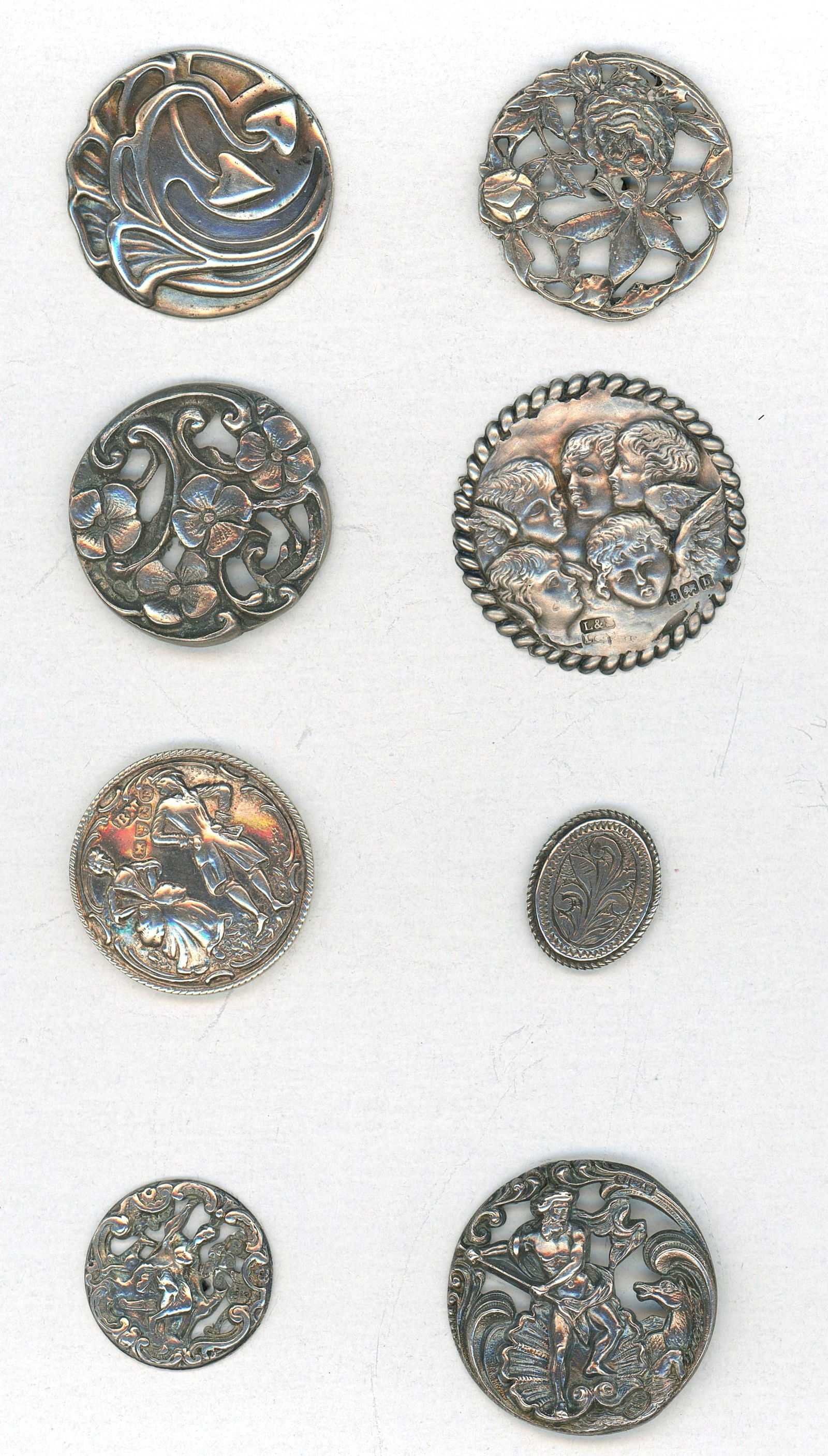 A SMALL SELECTION OF DIVISION ONE SILVER BUTTONS (1 of 6)