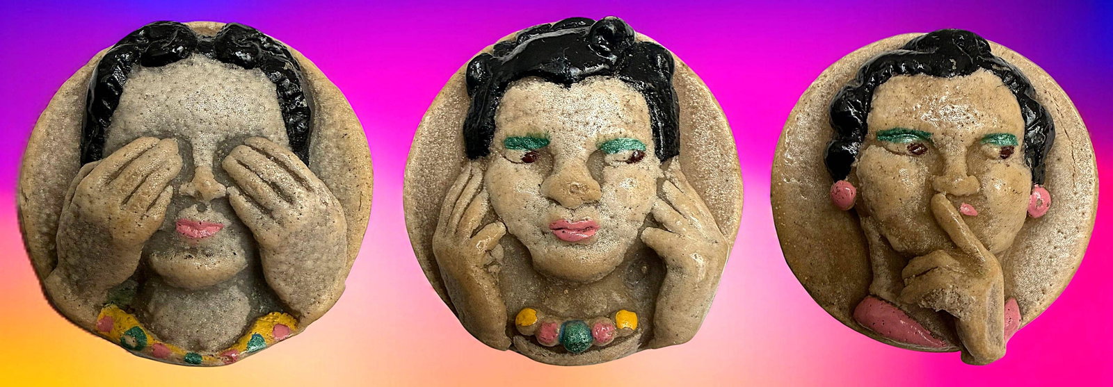 A COMPLETE SET OF 20TH CENTURY LADIES HEAD BUTTONS (1 of 6)