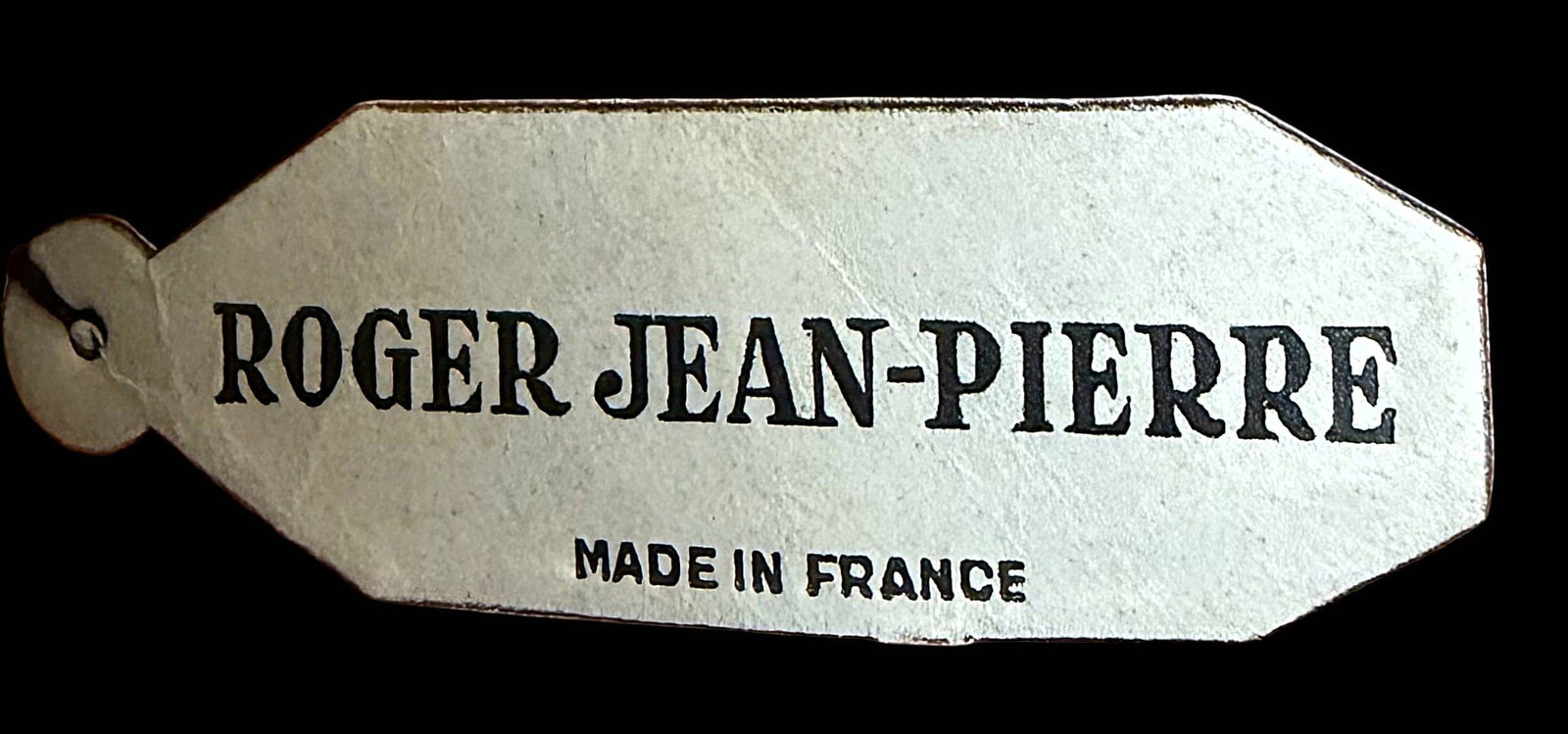 A DIVISION THREE COUTURE STUDIO BUTTON - 3