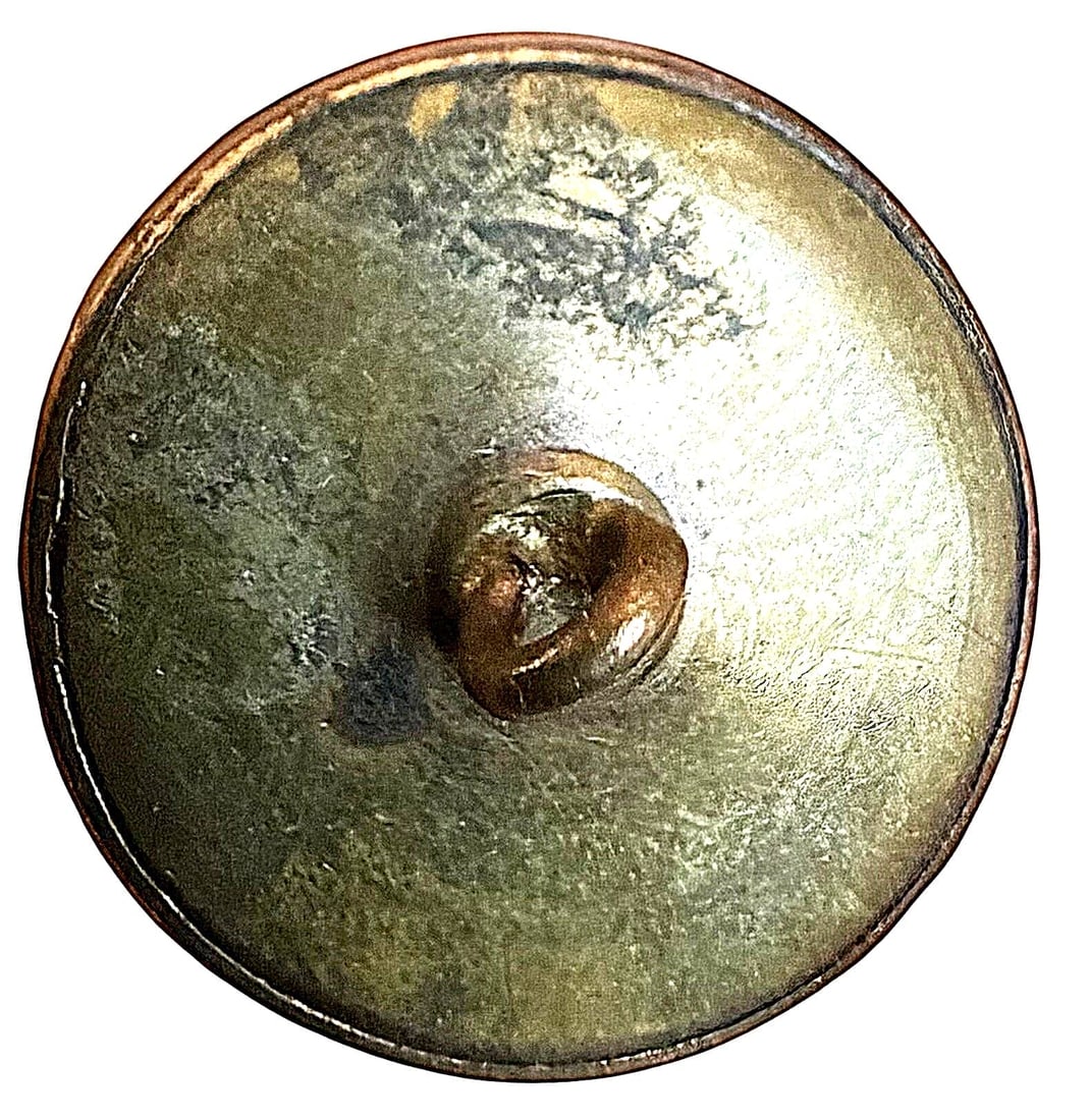 A DIVISION ONE HAND COLORED LITHO BUTTON - 2