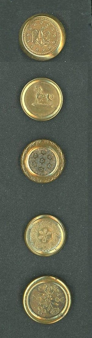 A SMALL CARD OF DIVISION ONE GILT BUTTONS: 5 Small early 19th century Jacksonian buttons. This card includes an elegant prancing horse, an eagle with 13 stars, a floral example and 2 Jacksonian cousins. These buttons were named Jacksonians bec