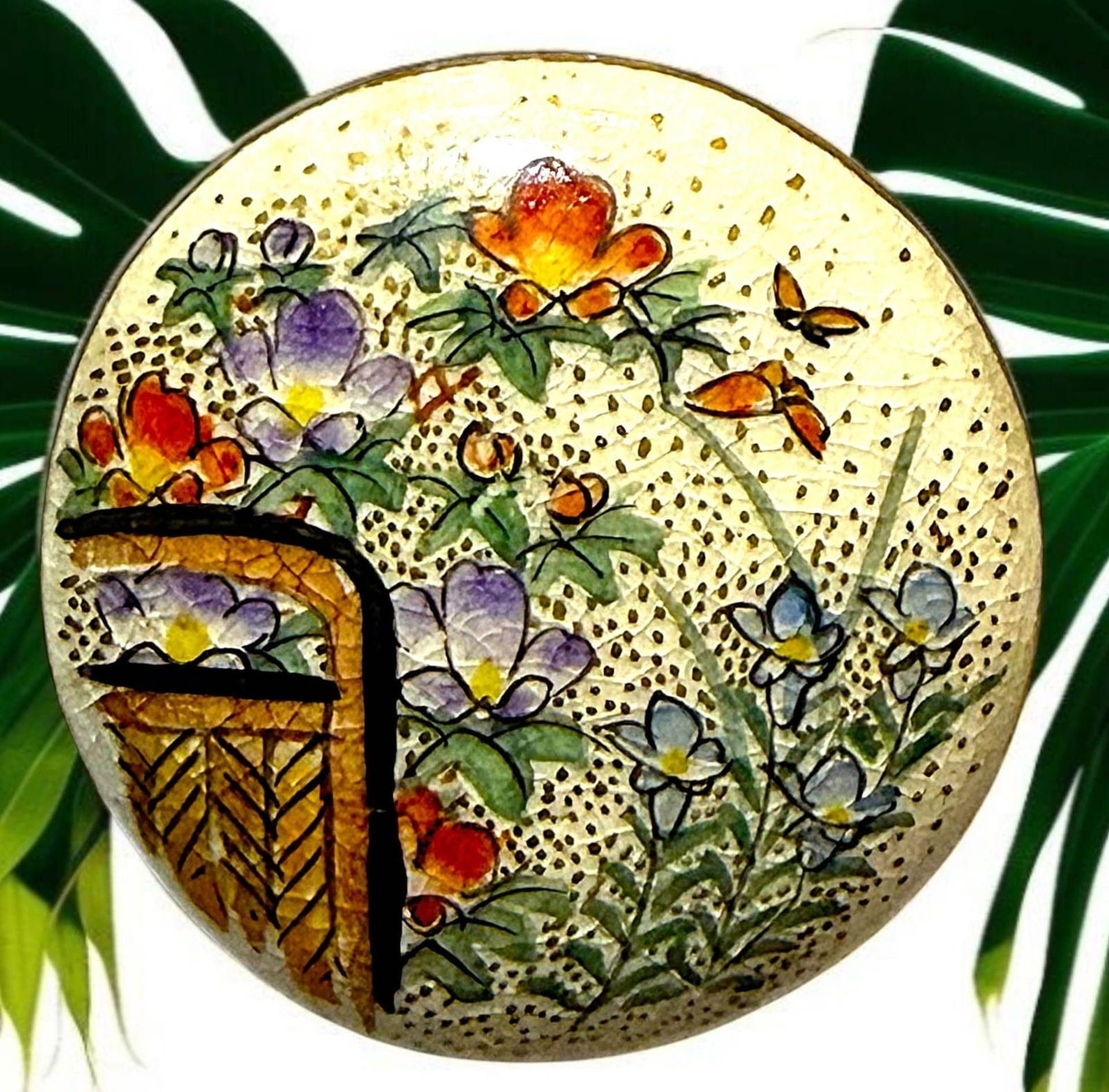 A DIVISION ONE PICTORIAL SATSUMA BUTTON: 1 Large-Medium 19th century gold dotted example. Here is a beautiful example of 19th century Japanese artistry on Satsuma pottery. The exquisite colors and detail in this example are stunning, Artist