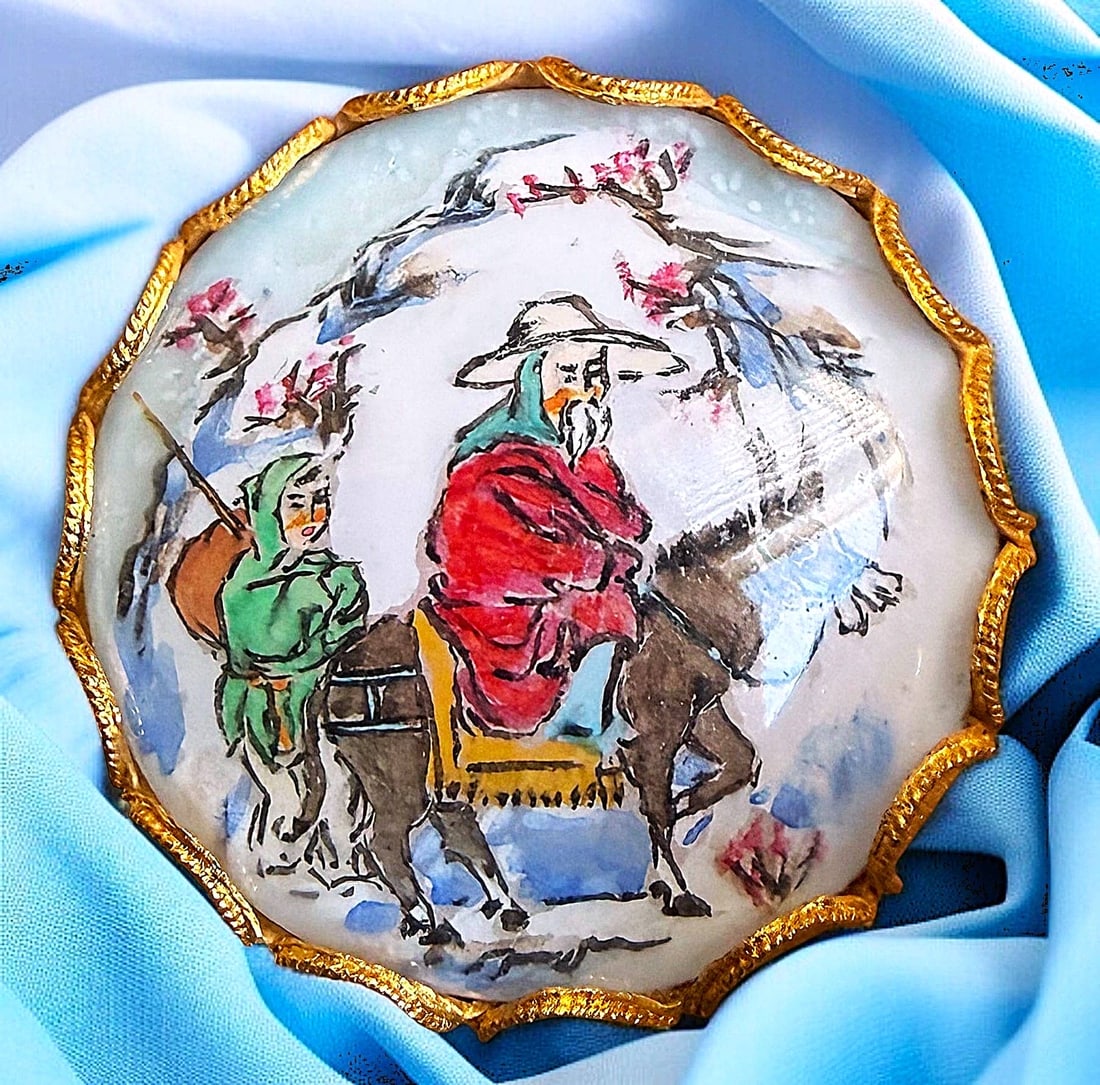 A DIVISION THREE REVERSE PAINTED GLASS BUTTON: 1 Large medium late 20th century enameled back example. This button from the collection of the late Jean Young of California was purchased by her from the late Lucille Weingarten as they were in the s