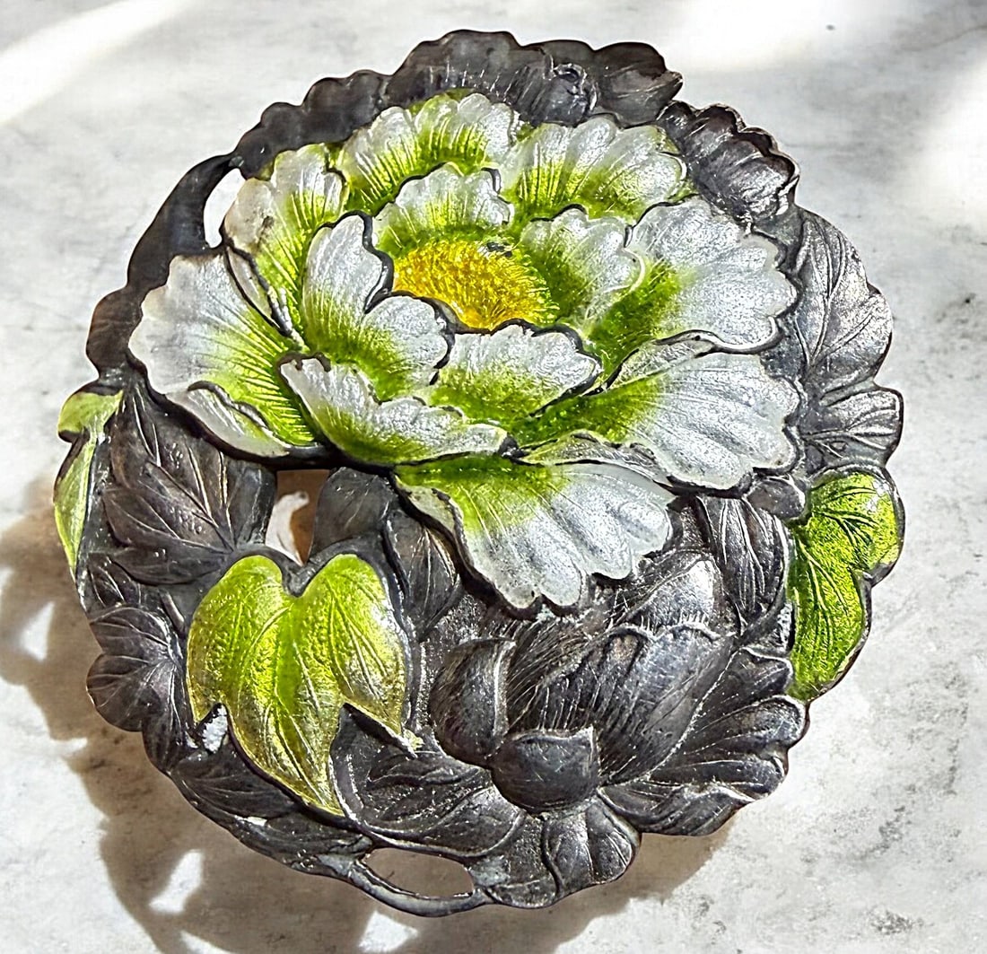 A DIVISION ONE SCARCE ENAMEL PICTORIAL BIUTTON: 1 Large 19th century repousse silver and enamel example. These are one of my all-time favorite buttons and I know they are for several collectors. These backmarked silver repousse examples hailed