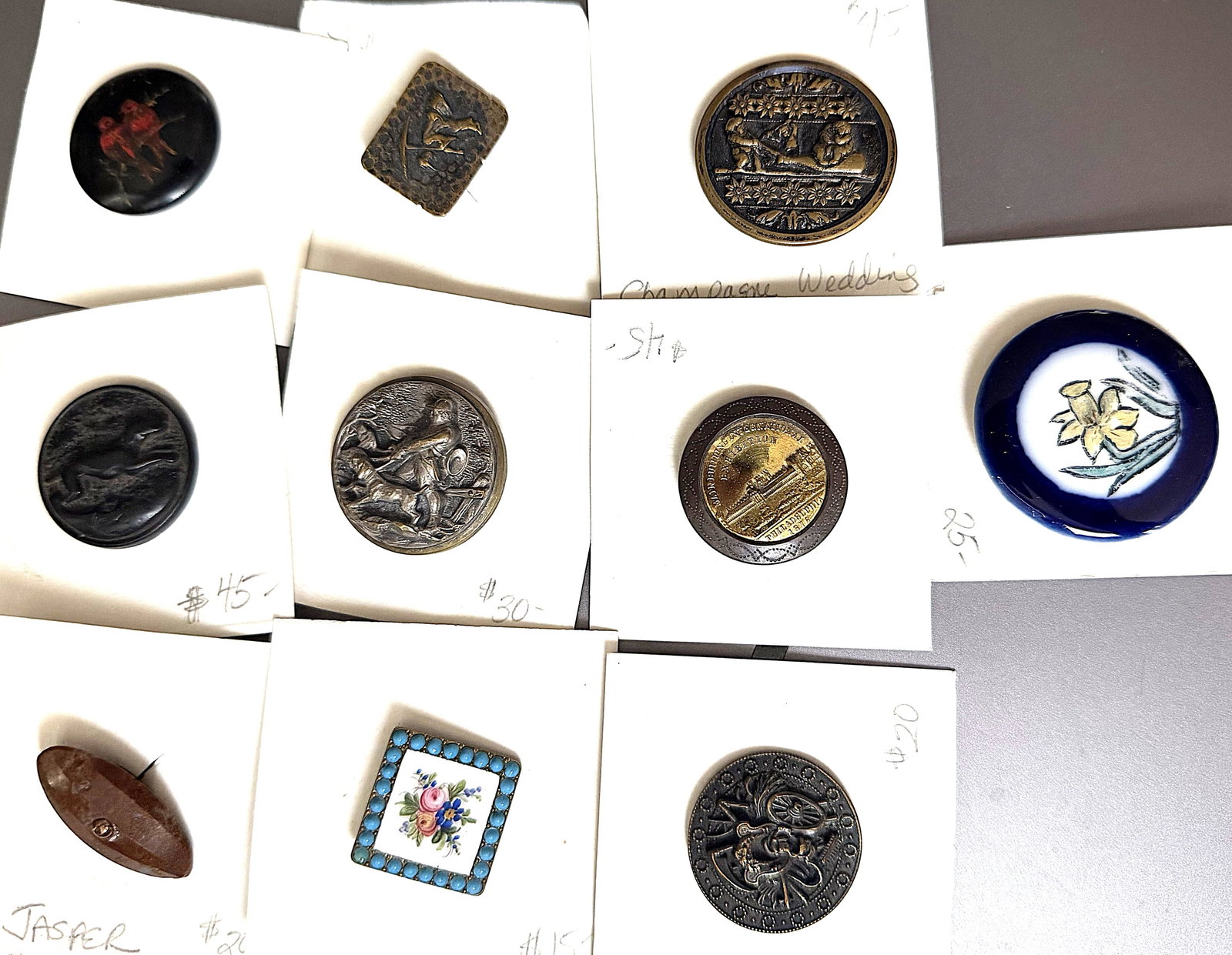 A SMALL SELECTION OF DIVISION ONE STUD BUTTONS (1 of 6)