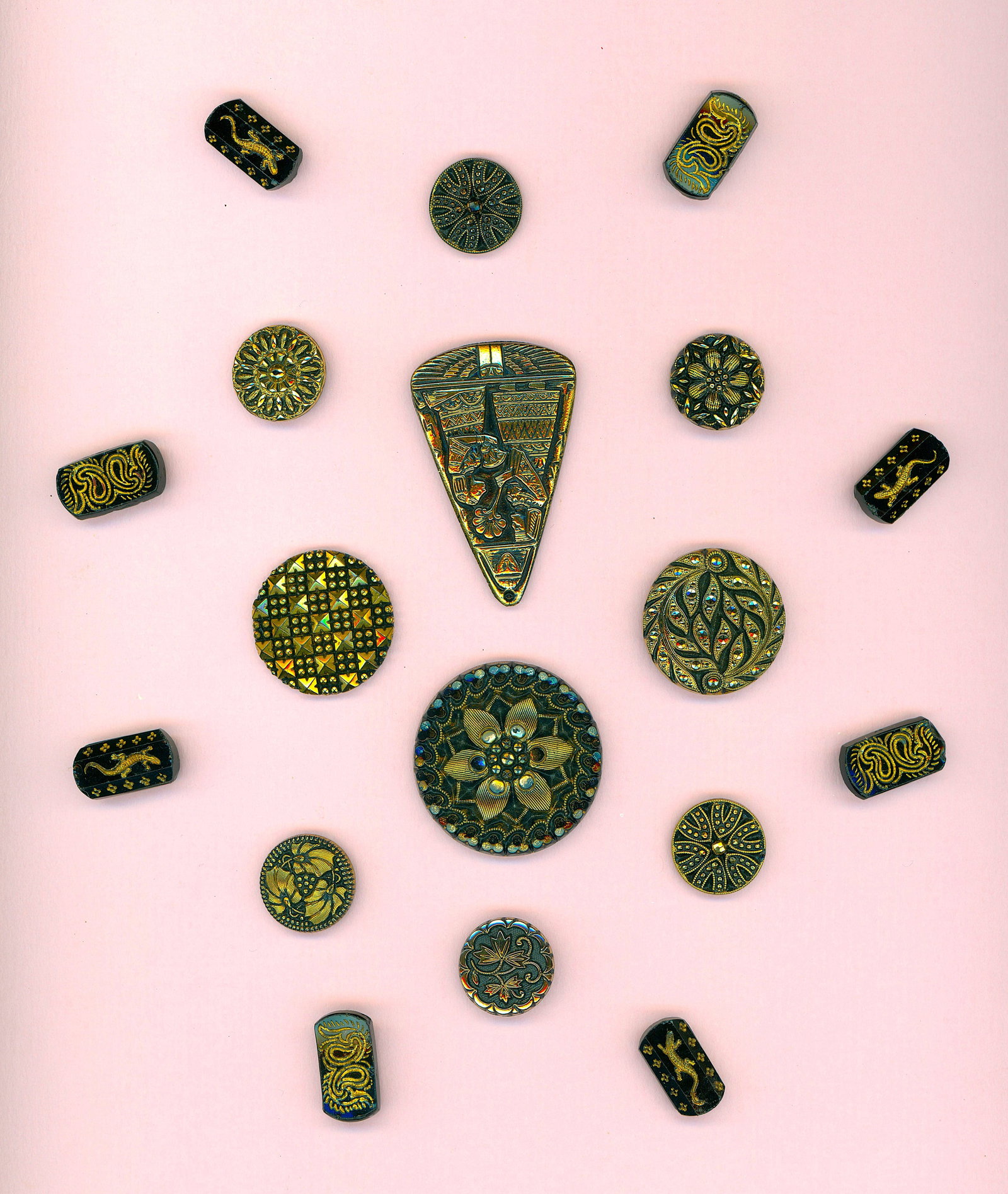 A DIVISION ONE ALPHONSE MUCHA STYLE BUTTON (1 of 3)