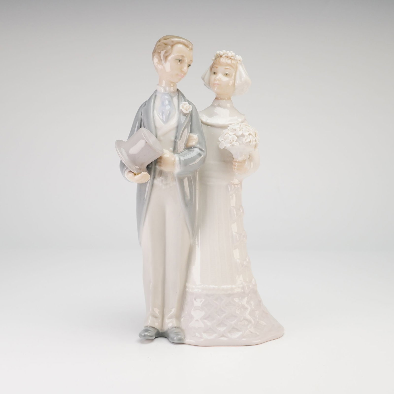 Lladro Porcelain Figurine, Wedding 01004808 (1 of 3)