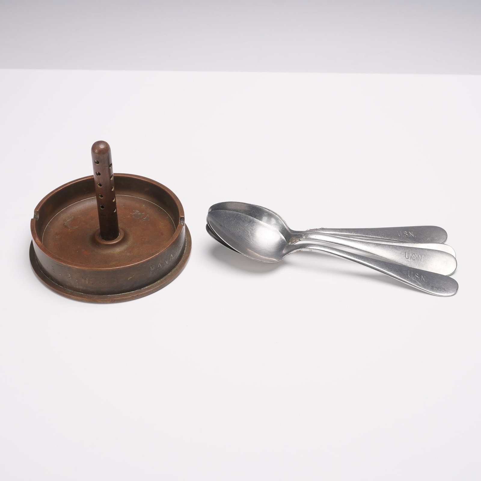 5pc World War 2 Era Military Ashtray and Modernaire Stainless Steel Spoons (1 of 7)