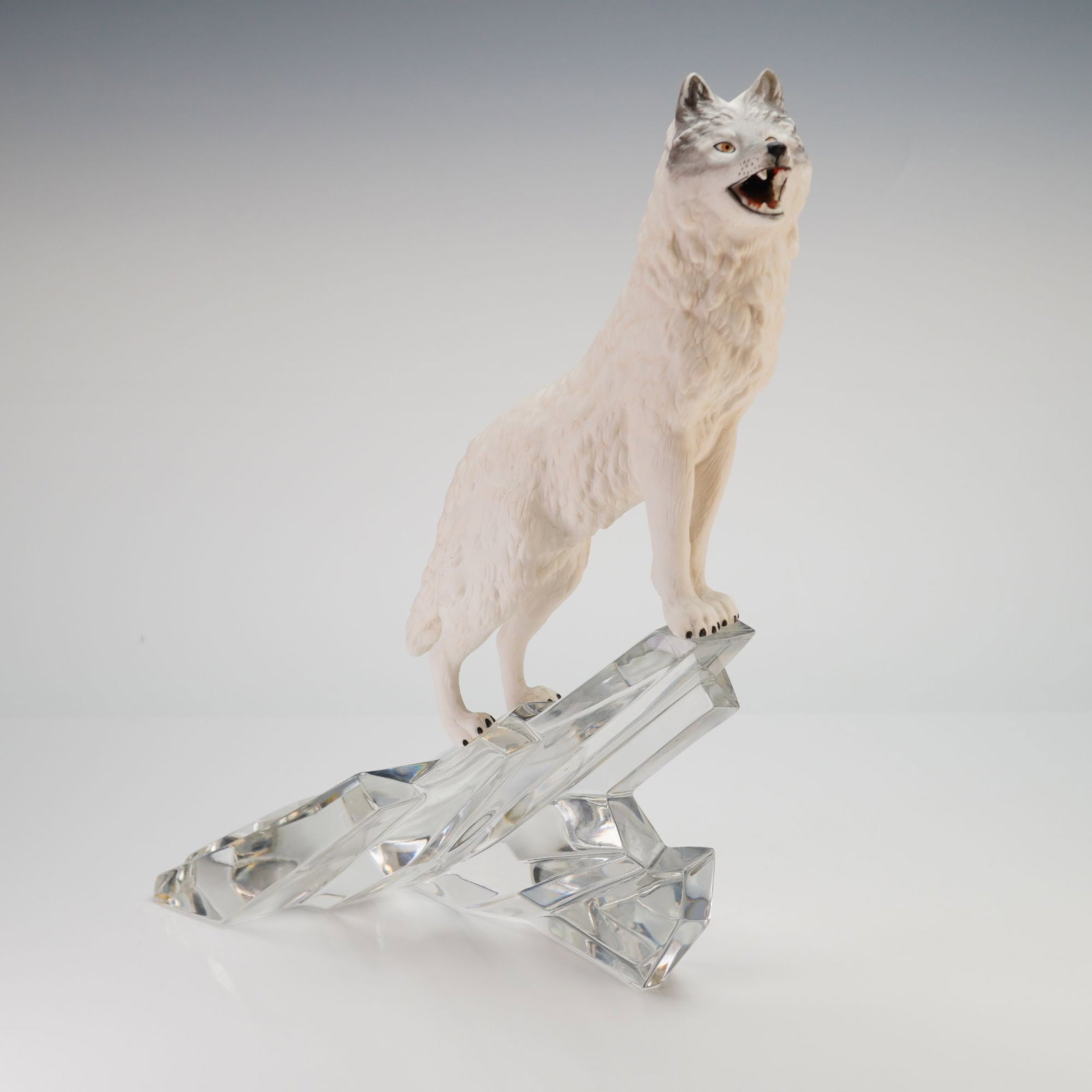 Goebel for Franklin Mint Call of the Wild Wolf Figurine (1 of 3)