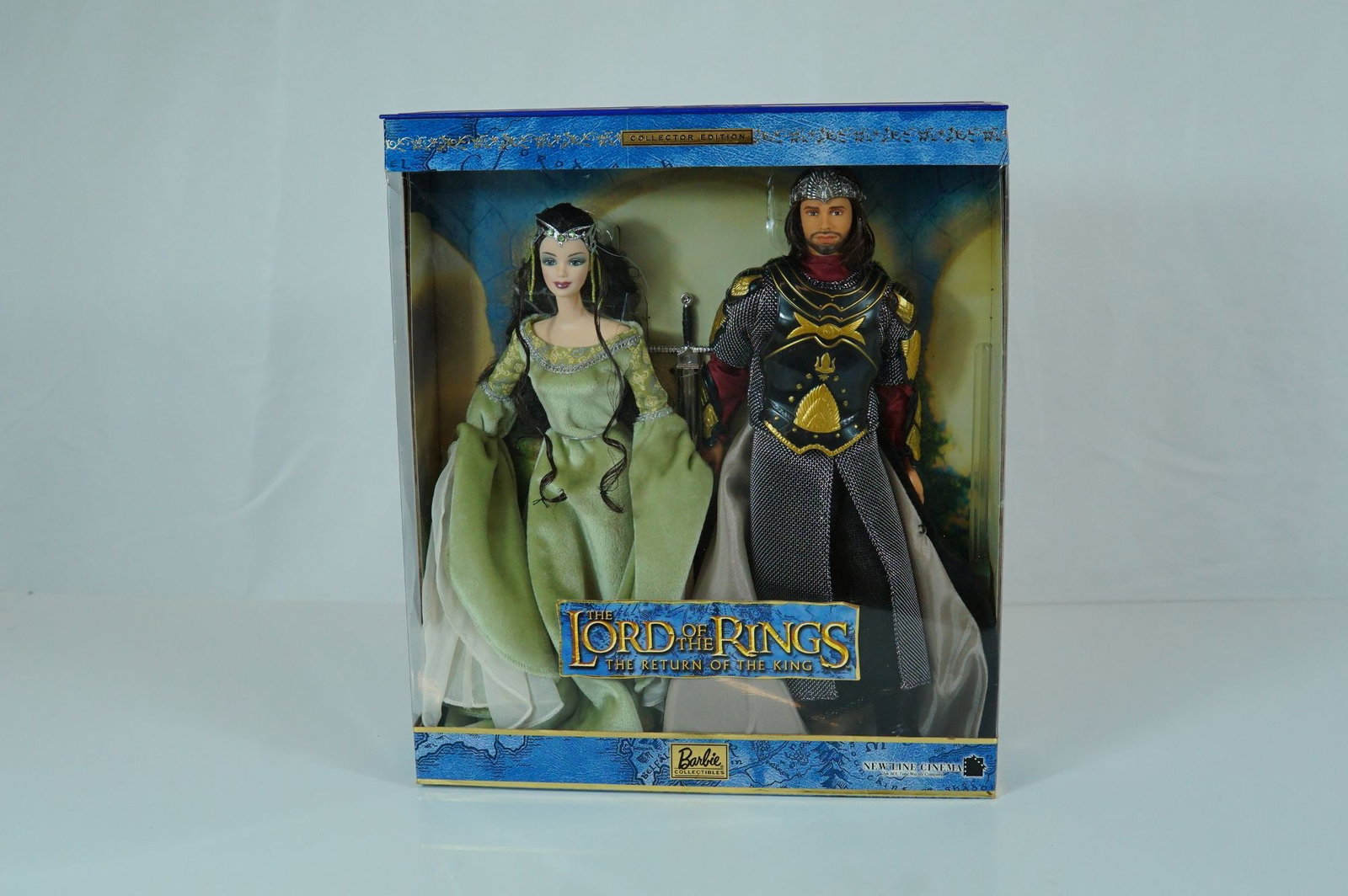 Mattel Barbie Collectibles The Lord of the Rings Arwen and Aragorn Giftset, 12 inches (1 of 3)