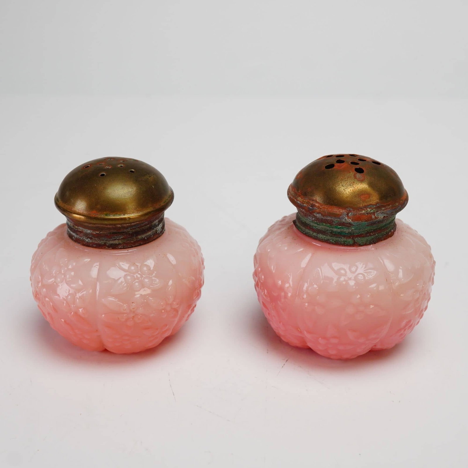 Pair of Victorian Challinor Taylor Forget-Me-Not Satin Glass Shakers (1 of 3)